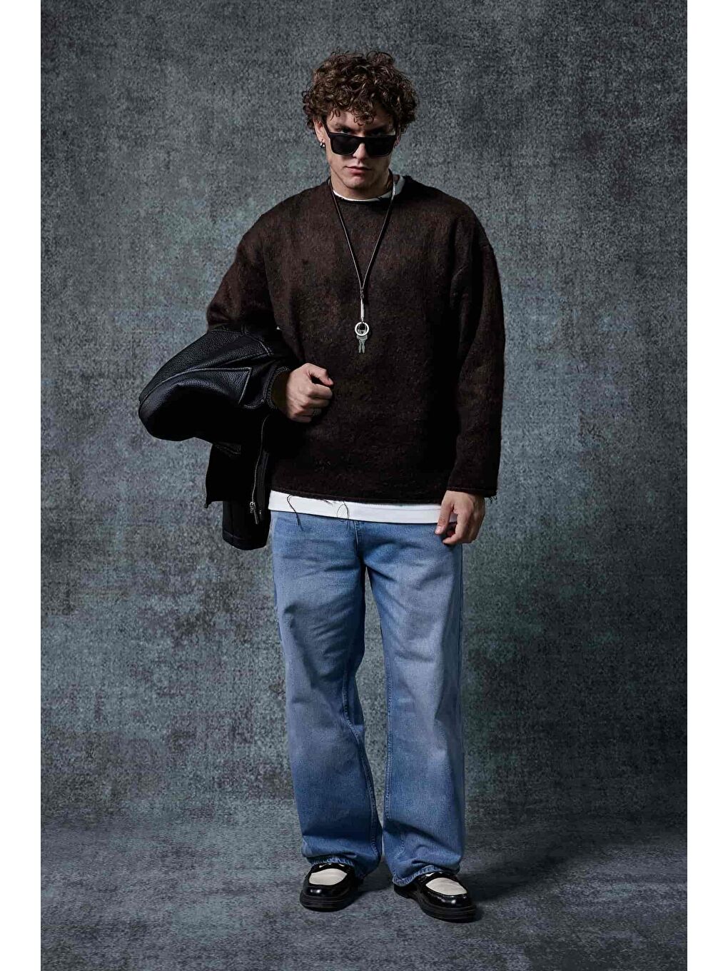 Erkek Dokulu Oversize Kazak Kahverengi-4