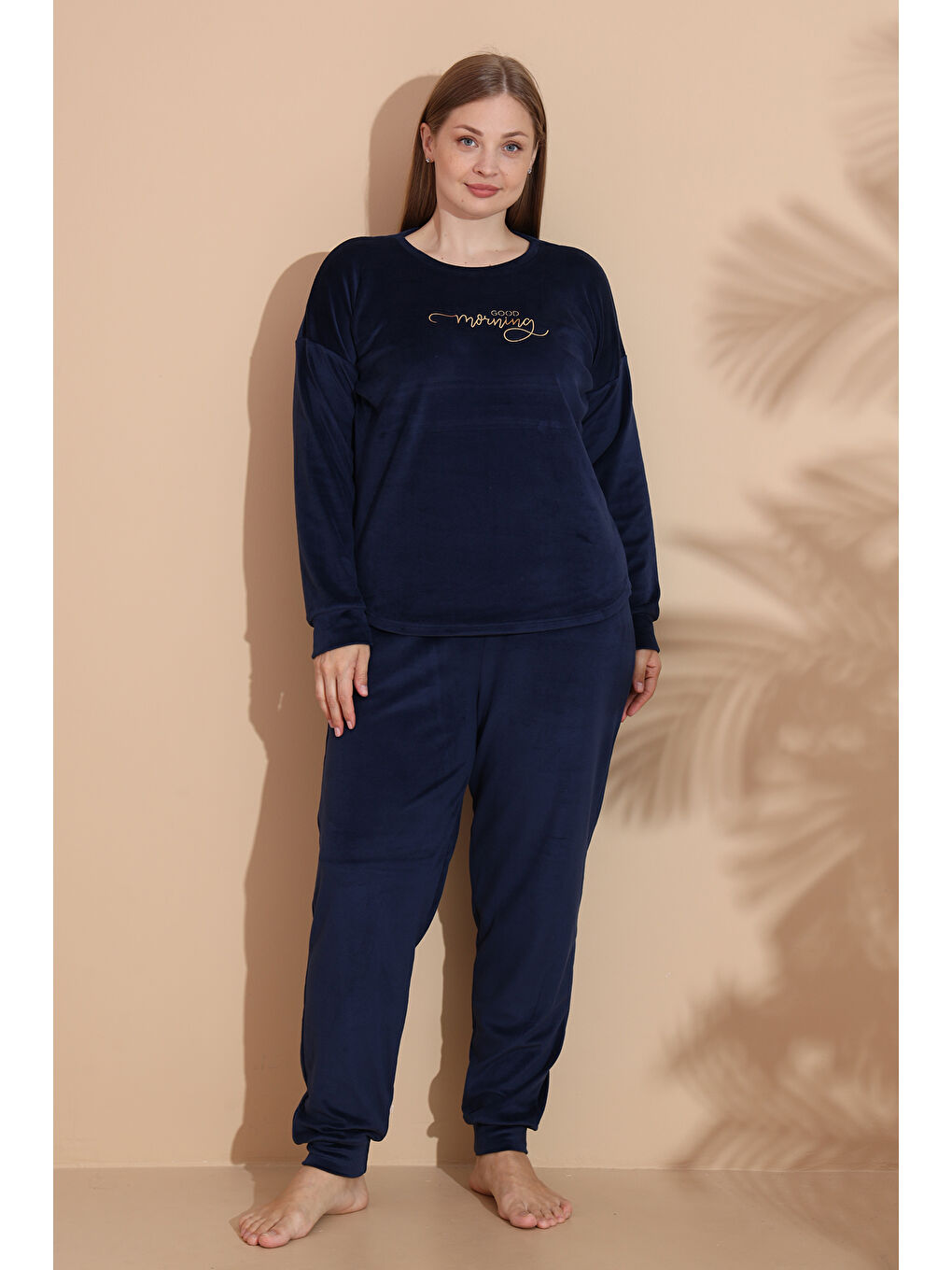 Büyük Beden Kadın Kadife Pijama Takımı 25396 Lacivert-3