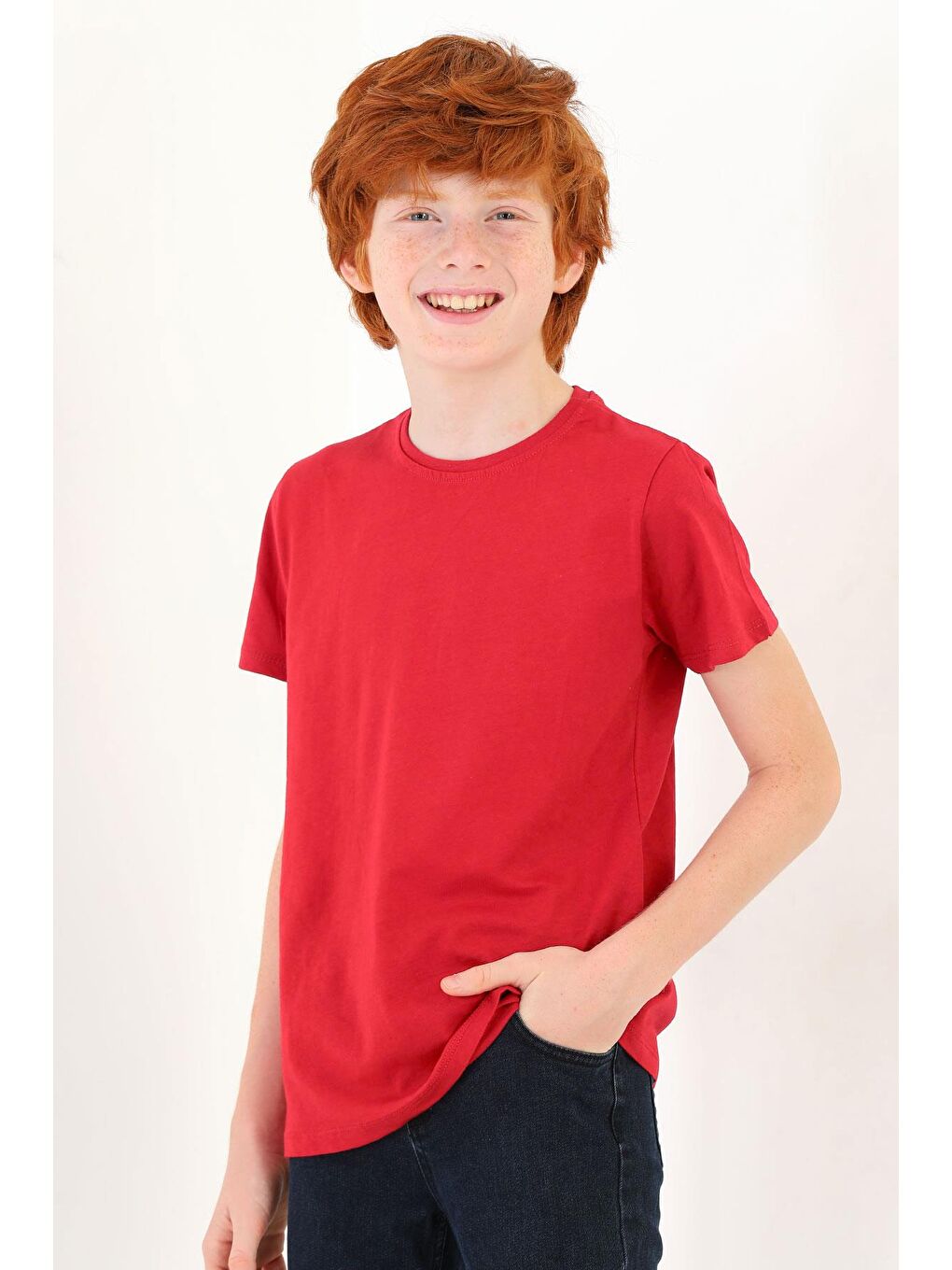 Bisiklet Yaka Kırmızı Renk Erkek Çocuk Tshirt-2