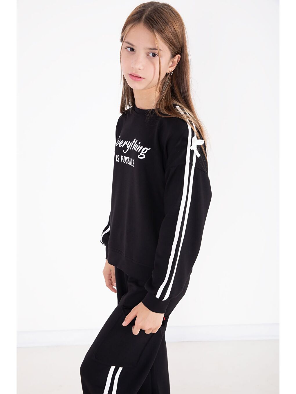 Siyah Yazı Baskılı Şeritli Kız Çocuk Alt Üst Takım 22770-4