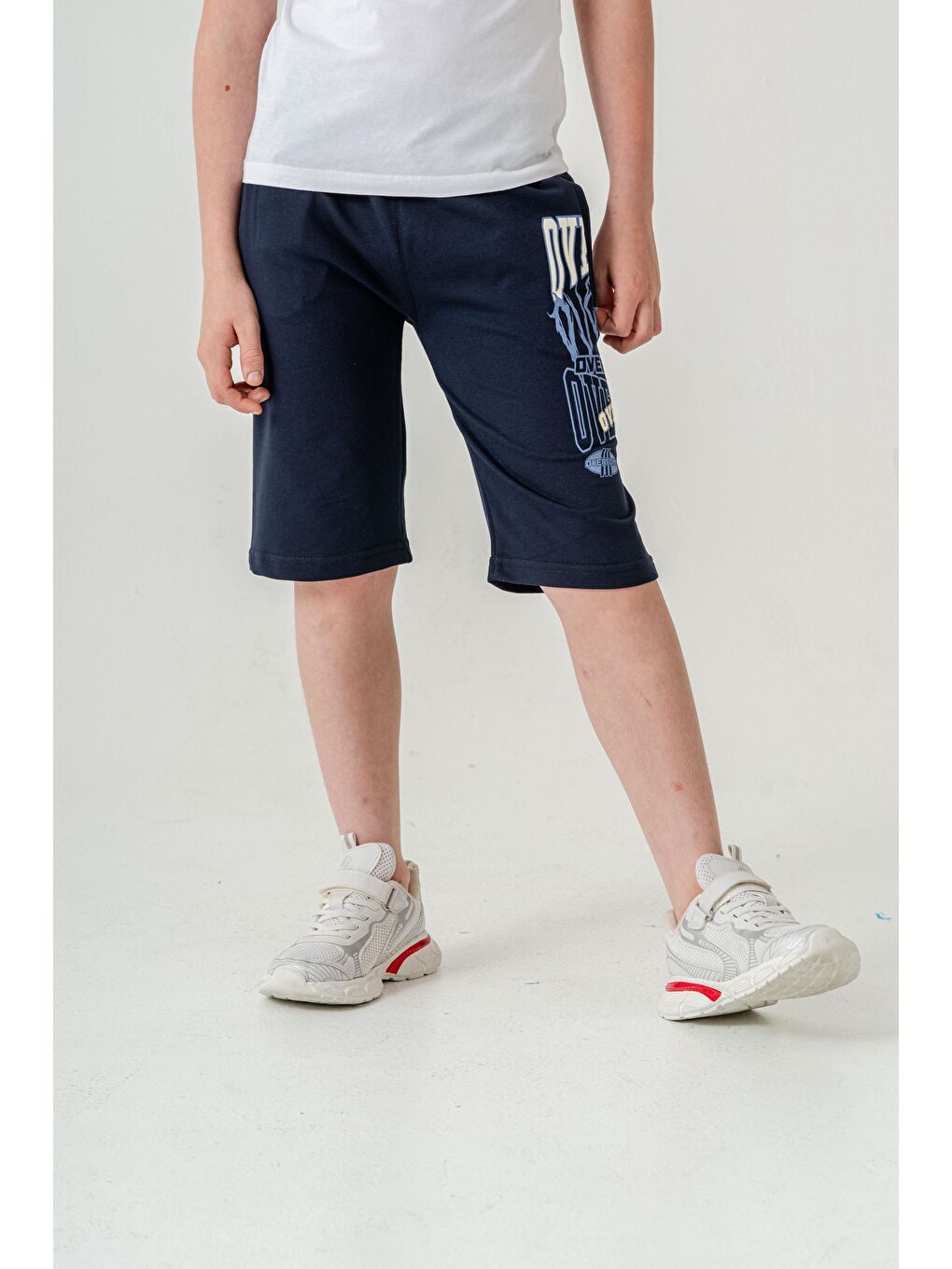 Lacivert Overcome Baskılı Cepli Erkek Çocuk Şort-3