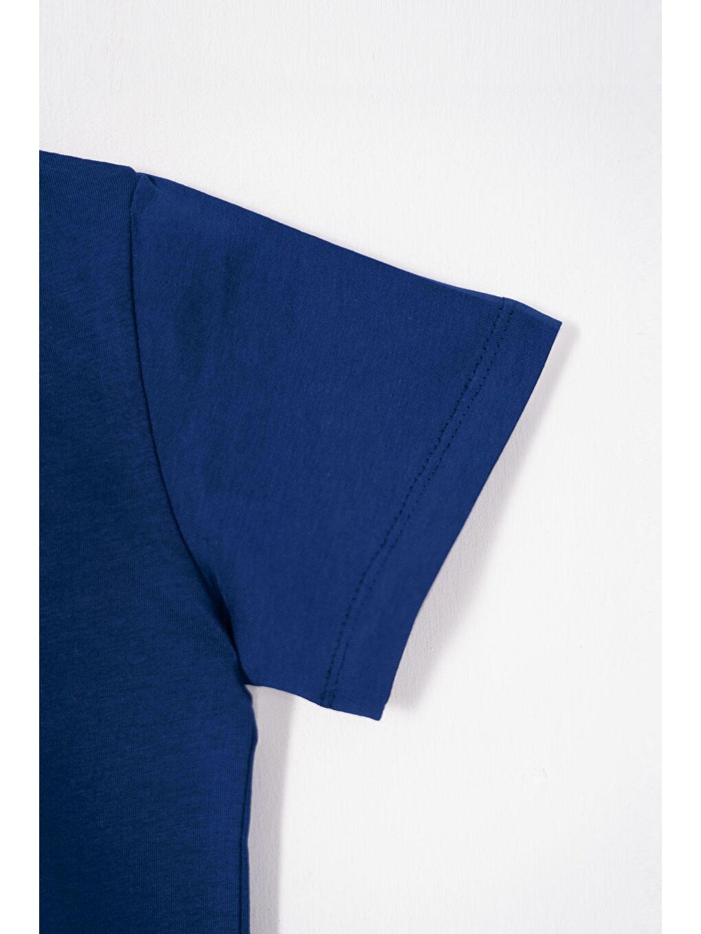 Bisiklet Yaka Lacivert Renk Erkek Çocuk Tshirt-3