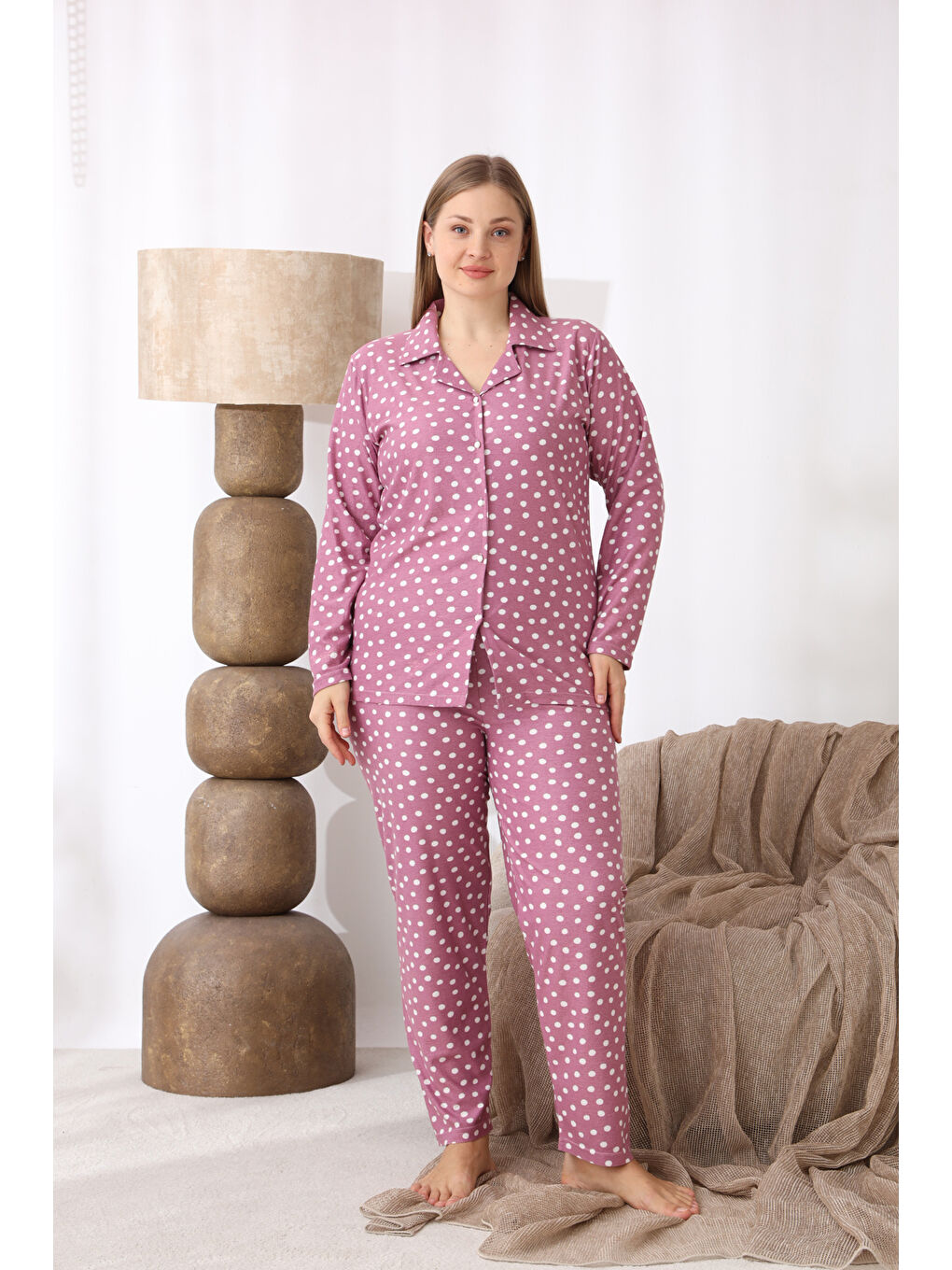 Lila Boydan Düğmeli Desenli Süet Kumaş Büyük Beden Kadın Pijama Takımı 510