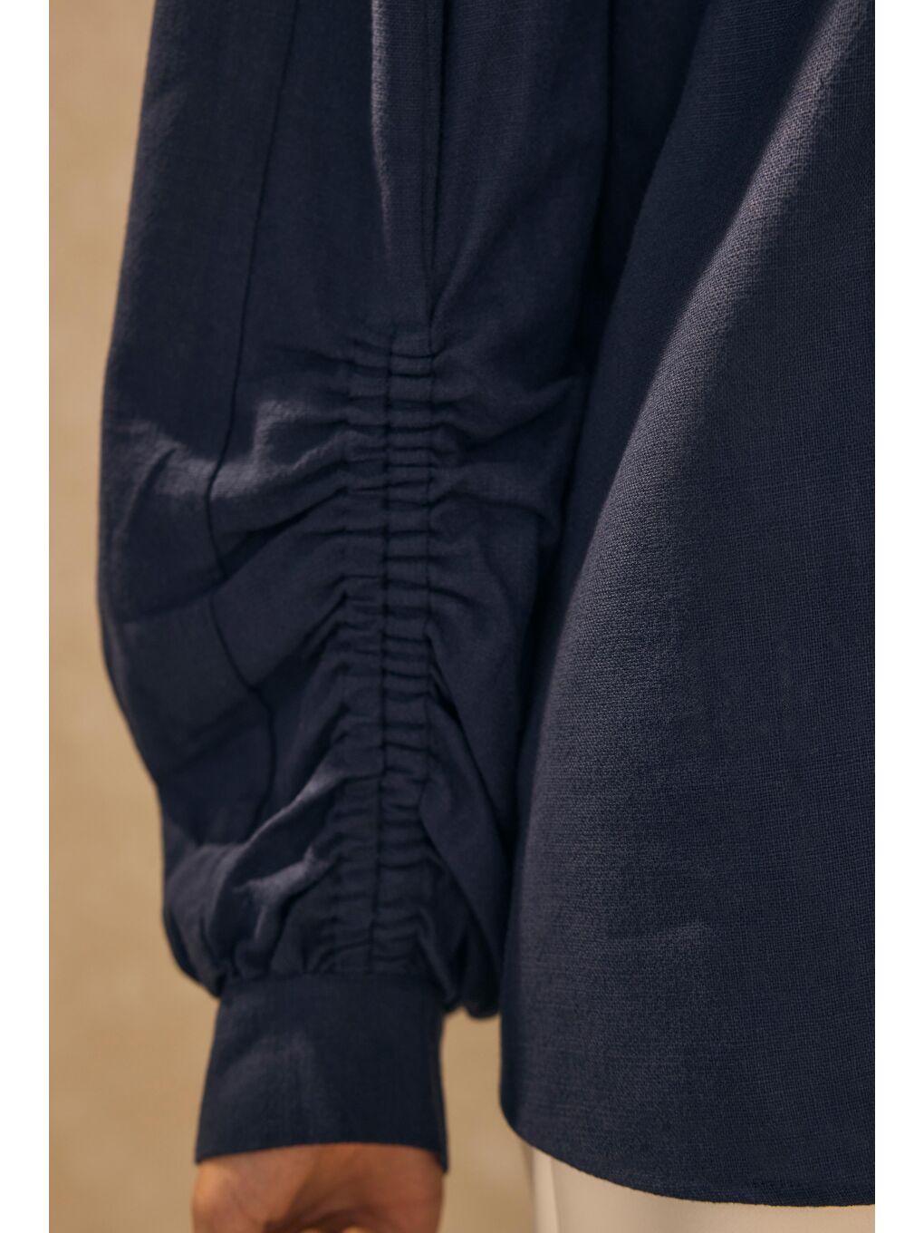 Kol Büzgülü Pamuk Keten Tunik Gece Mavisi-3