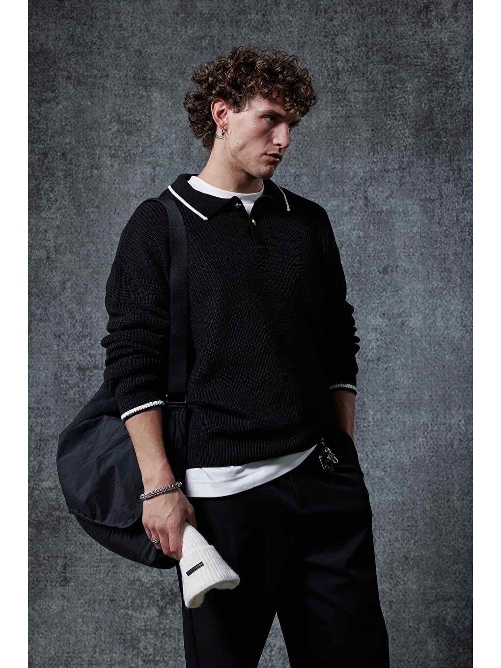 Erkek Oversize Polo Yaka Kontrast Detaylı Triko Kazak Siyah-1