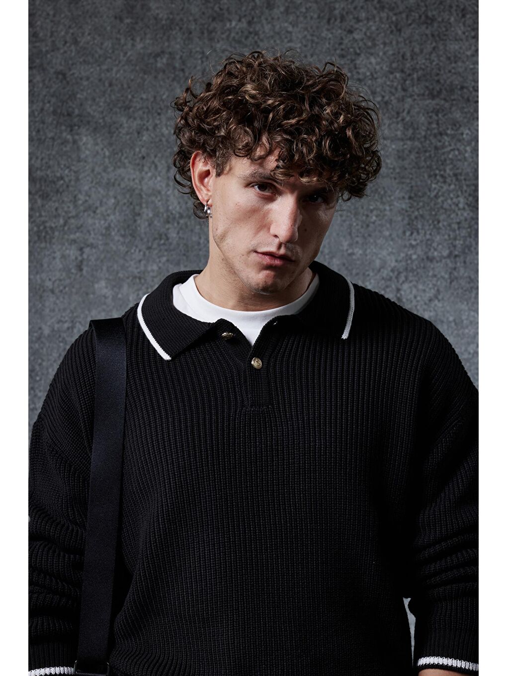 Erkek Oversize Polo Yaka Kontrast Detaylı Triko Kazak Siyah-3