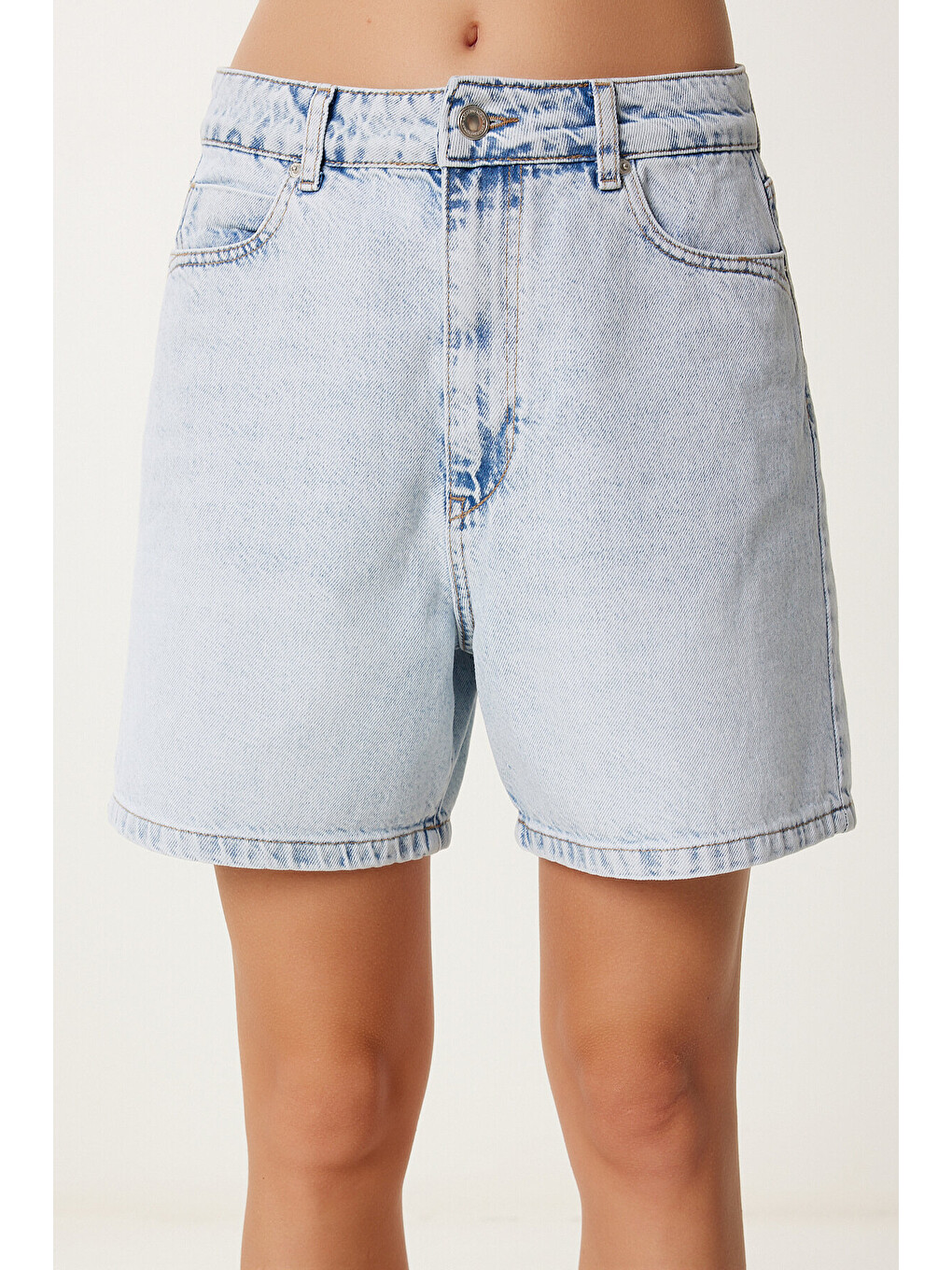 Mavi Şehir Boy Mom Fit Denim Şort AÇIK MAVİ LAC0001-4