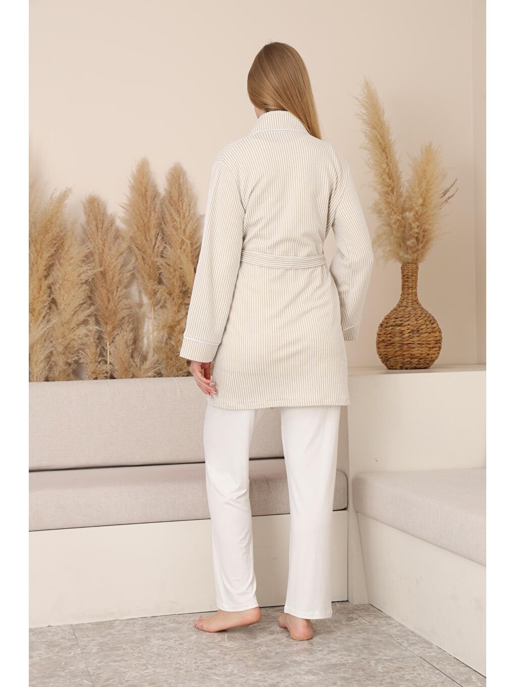 Bej Çizgili Sabahlıklı Emzirmeye Uygun Hamile ve Lohusa Pijama Takımı-2