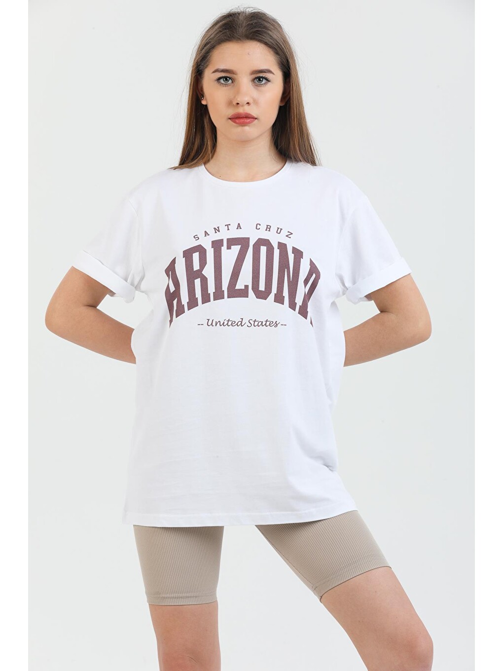 Beyaz Arizona Baskılı Pamuklu Bisiklet Yaka Oversize Kadın Tişört.-2