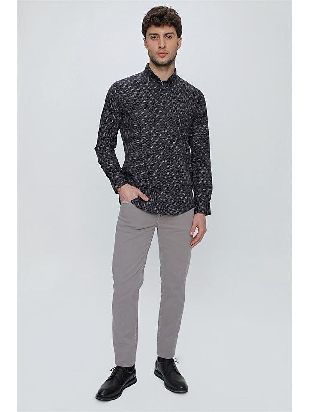 Siyah Uzun Kol Klasik Slim Fit Pamuklu Elastanlı Gömlek 1004225244-5