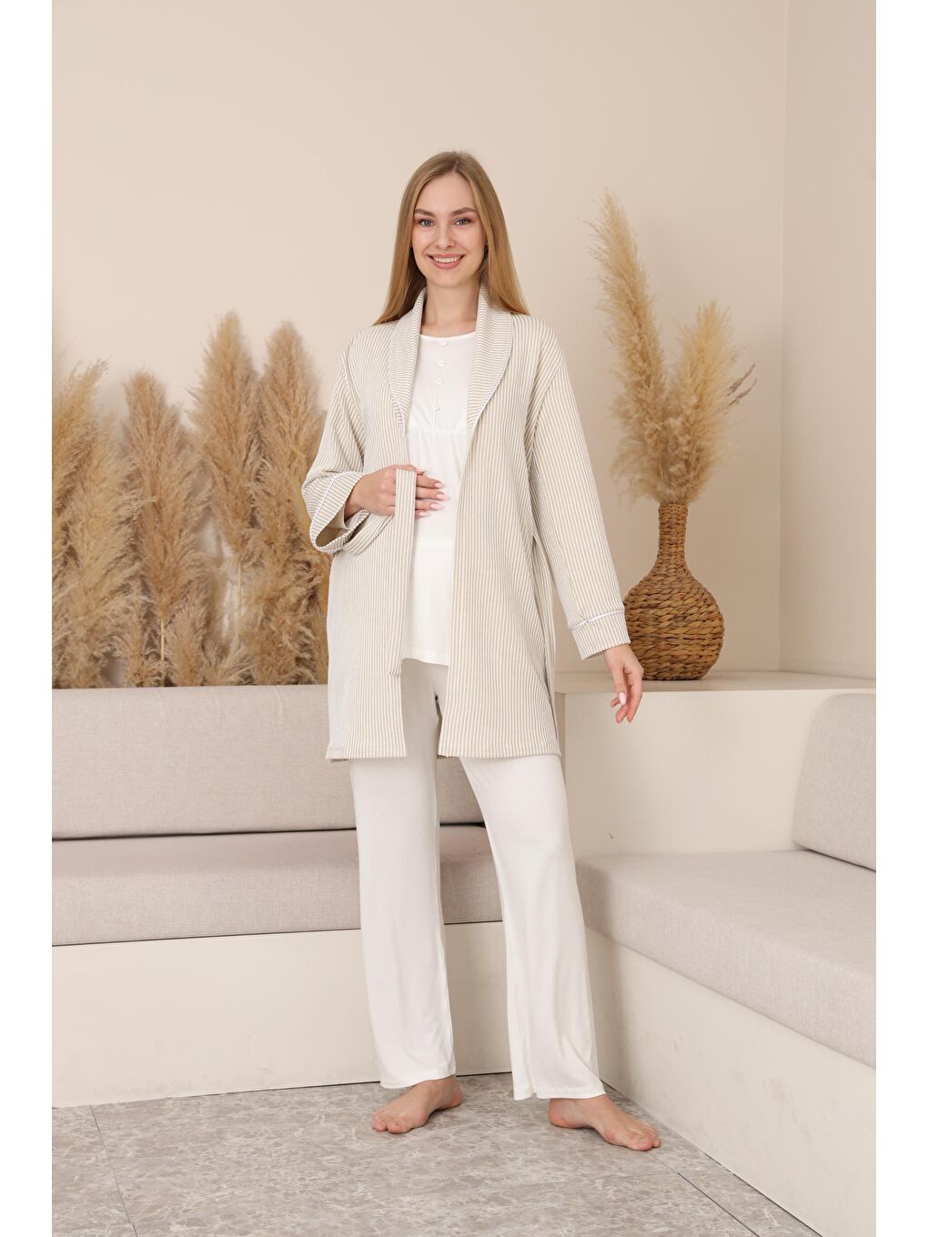 Bej Çizgili Sabahlıklı Emzirmeye Uygun Hamile ve Lohusa Pijama Takımı-3