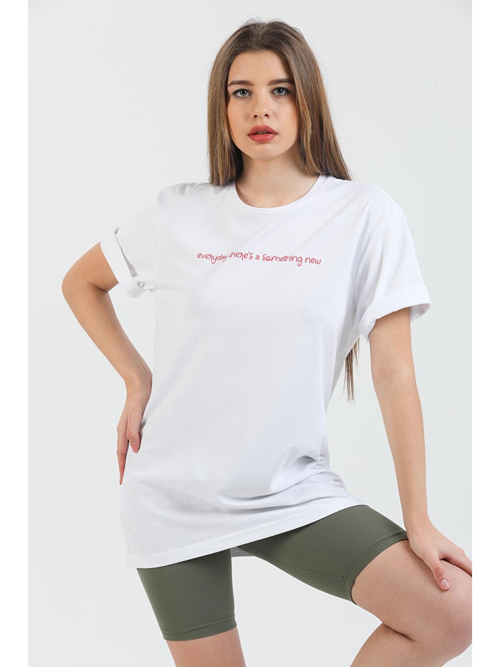 Beyaz Something New Baskılı Pamuklu Bisiklet Yaka Oversize Kadın Tişört.-1