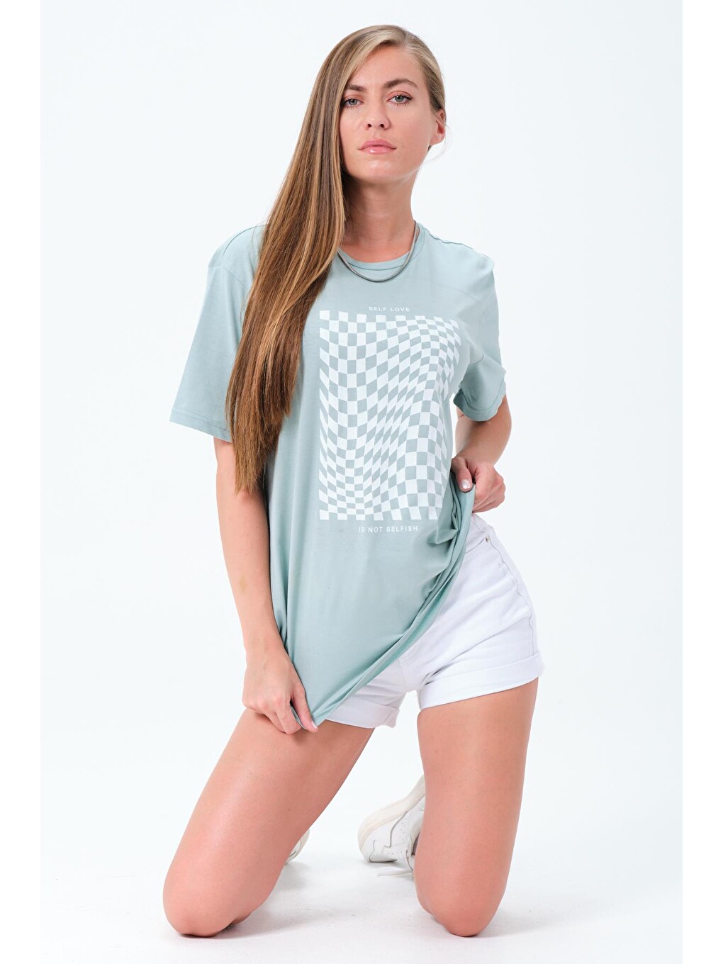 Yeşil Bisiklet Yaka Self Love İlizyon Baskılı Beyaz Oversize Kadın Tişört