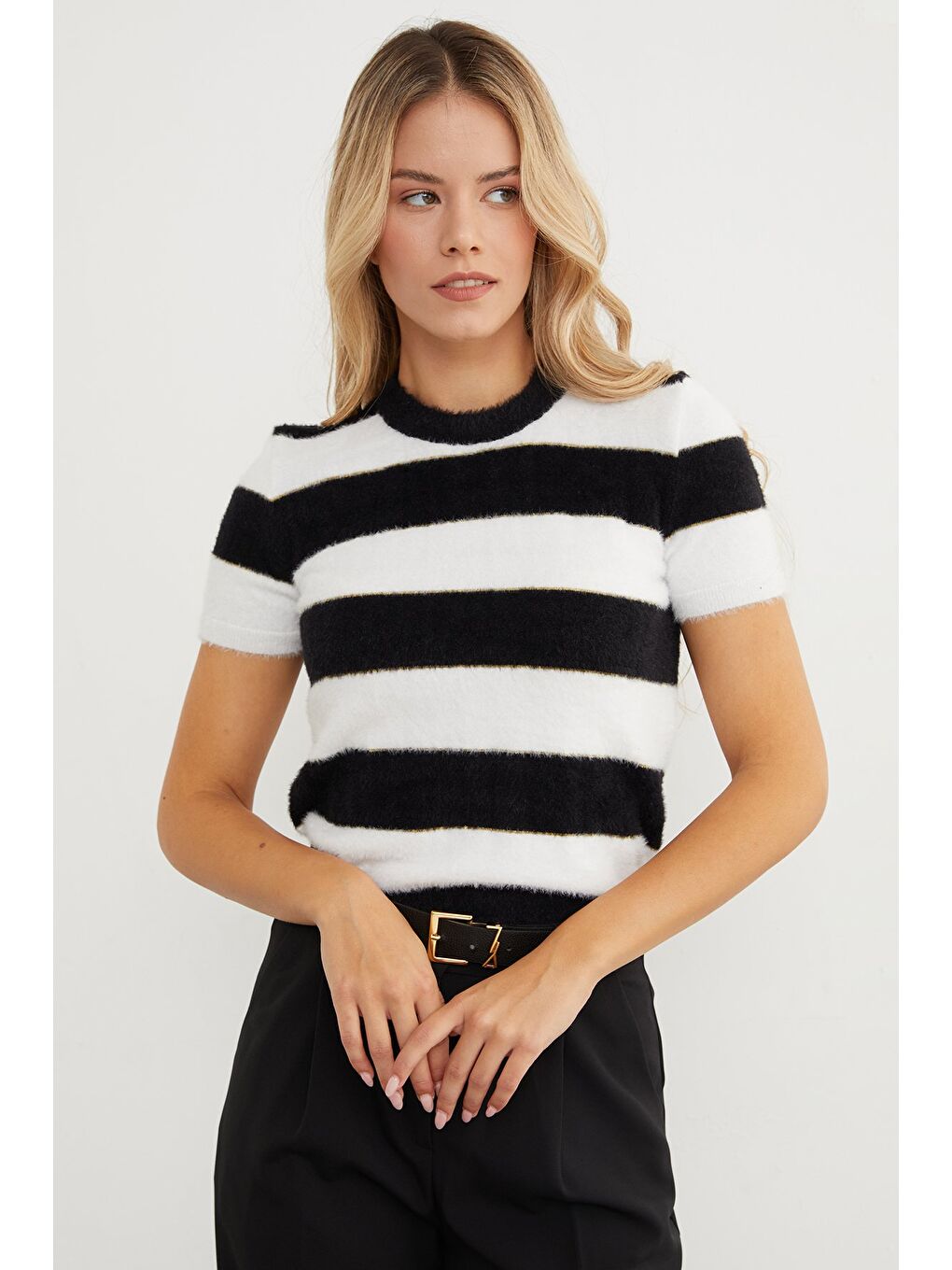 Siyah Çizgili Sakallı Kazak-2