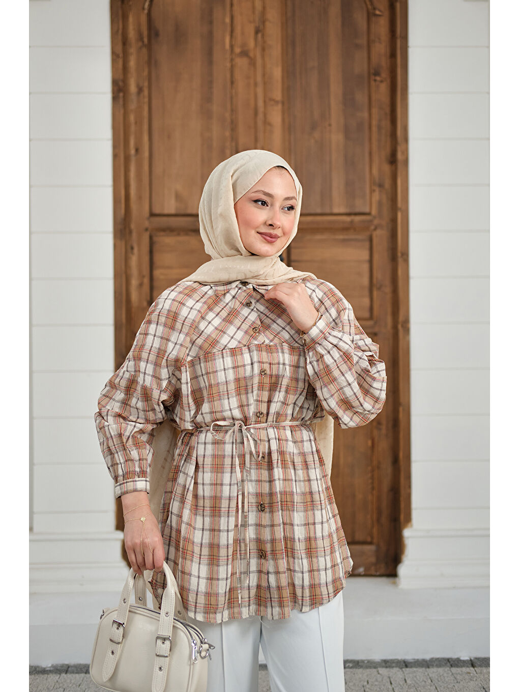 Bej Kadın Ekose Desen Bel Bağlamalı Gömlek Vizon-1