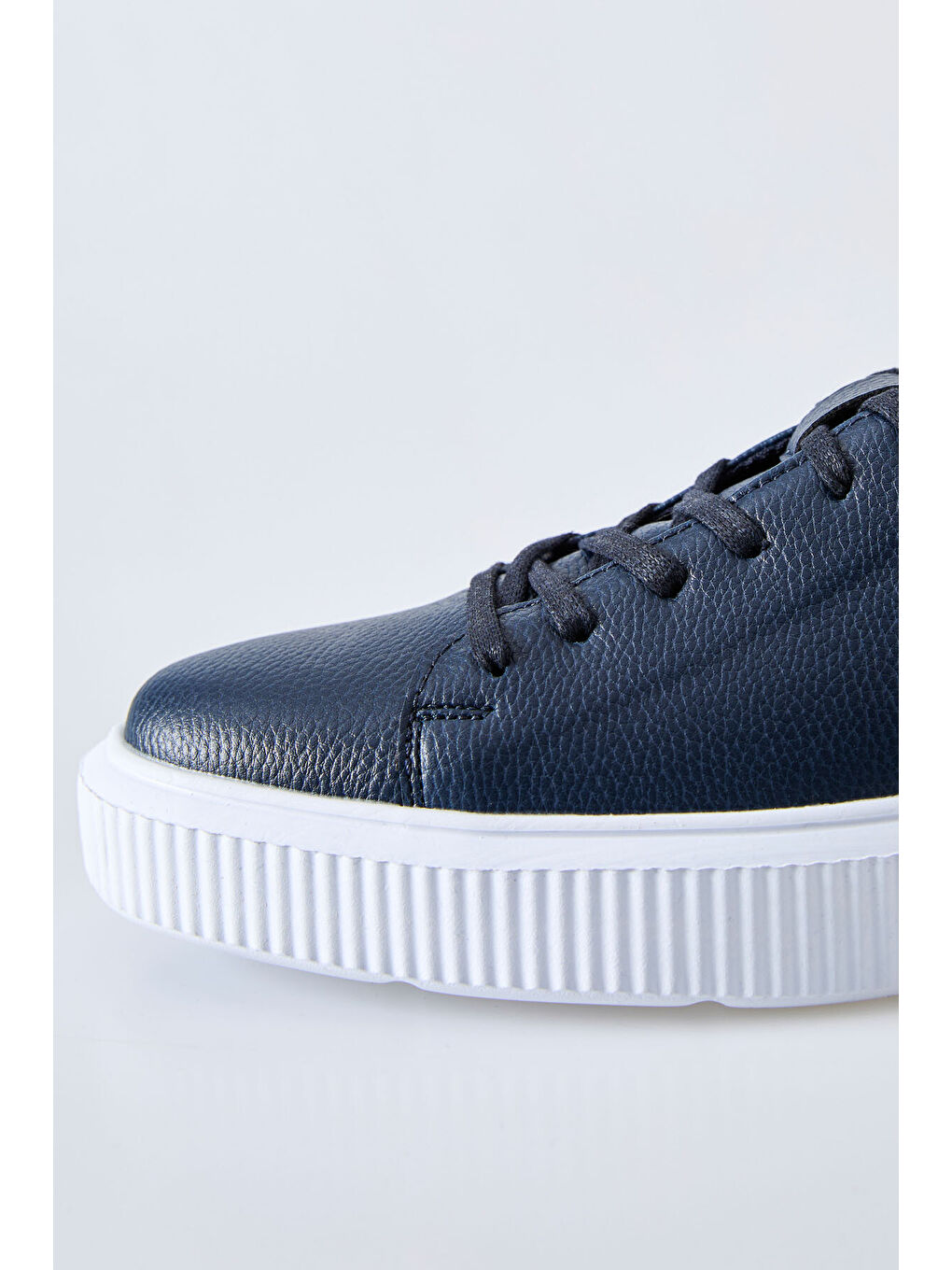 Lacivert Bağcıklı Delikli Suni Deri Erkek Spor Ayakkabı - 89129-7