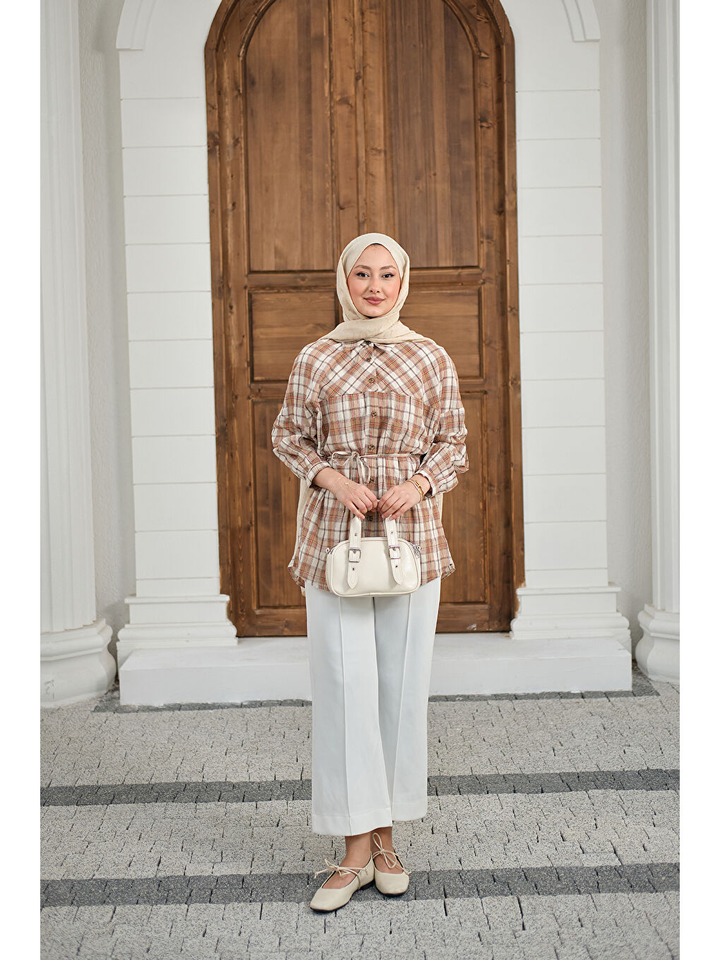 Bej Kadın Ekose Desen Bel Bağlamalı Gömlek Vizon-2