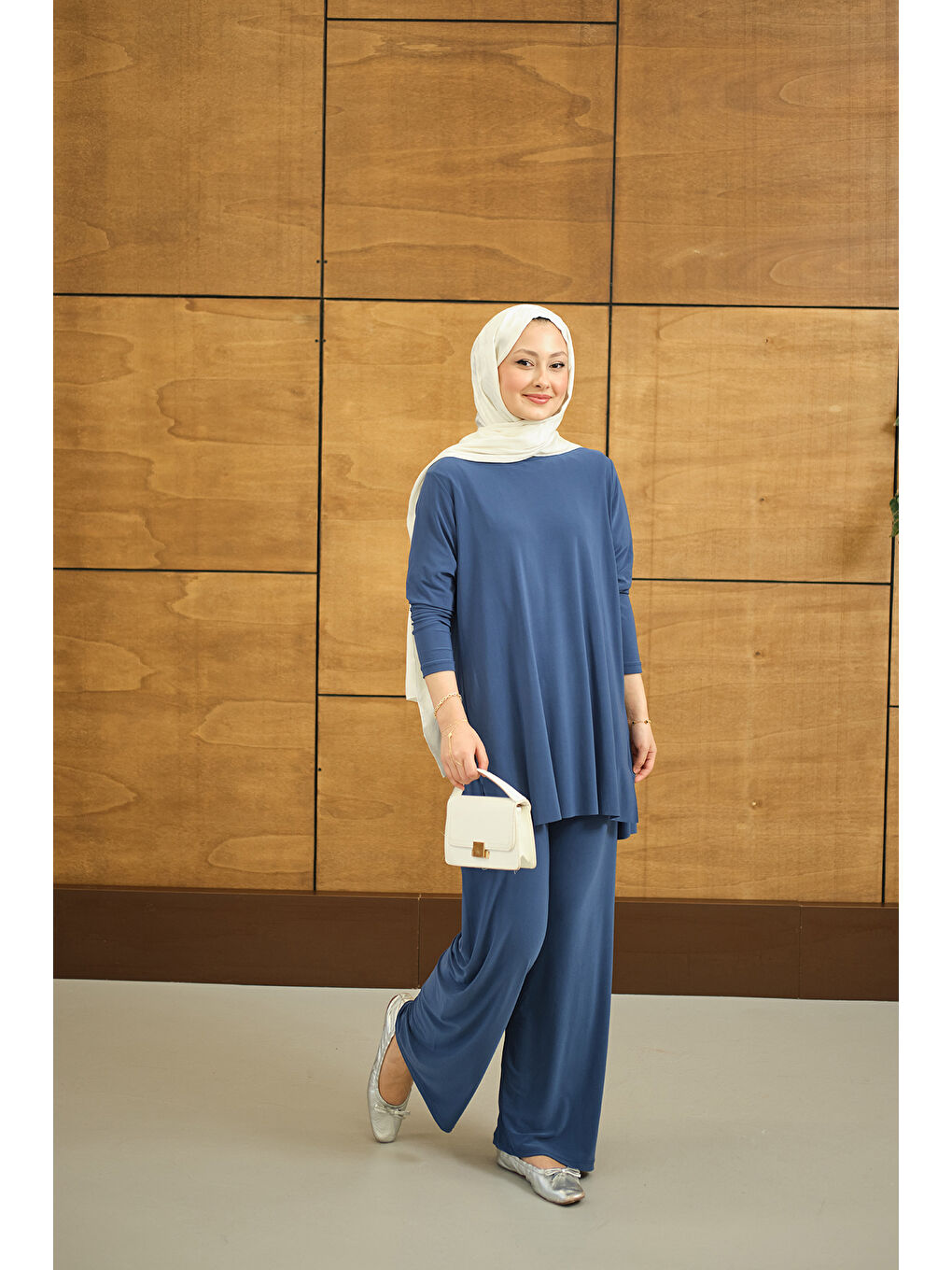 Kadın Yanları Yırtmaç Detay İkili Takım İndigo Mavi-4