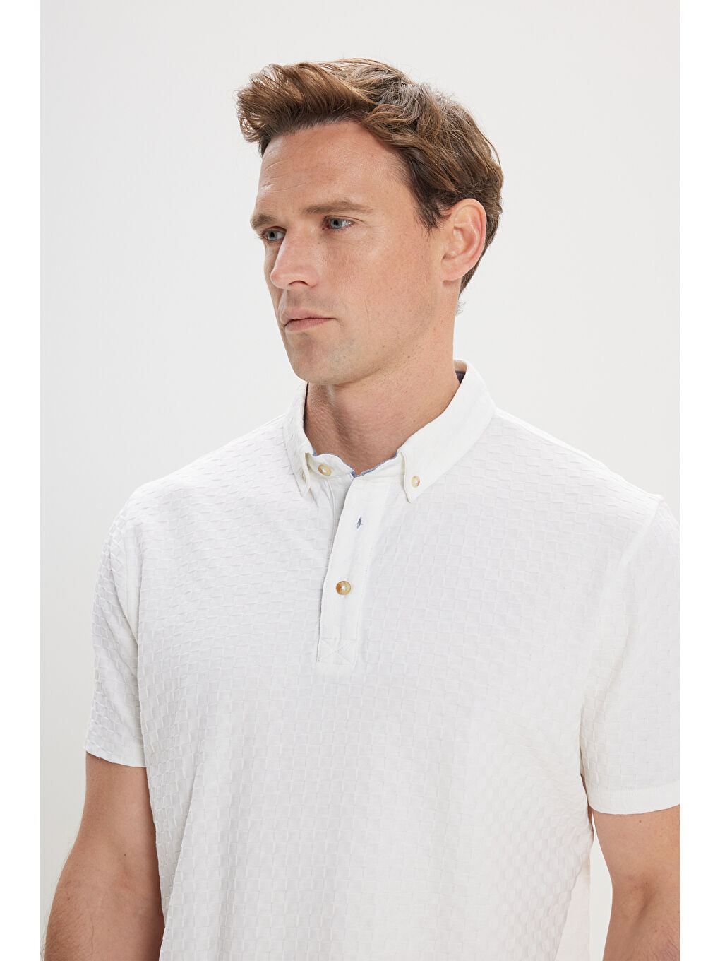 Erkek Beyaz Regular Fit %100 Pamuk Jakarlı Polo Yaka Tişört-3