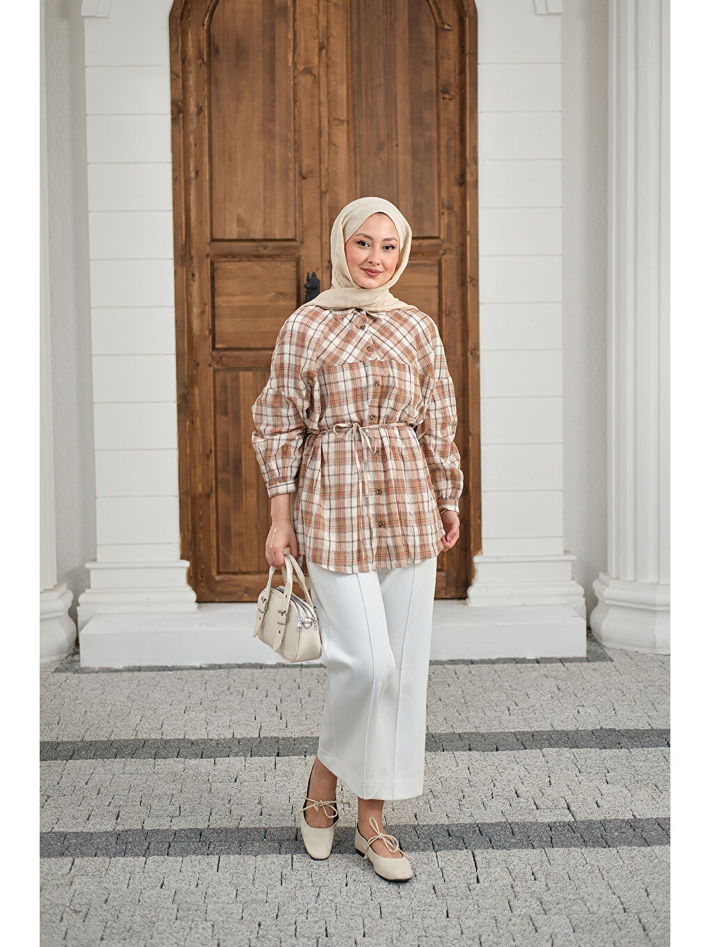 Bej Kadın Ekose Desen Bel Bağlamalı Gömlek Vizon-3