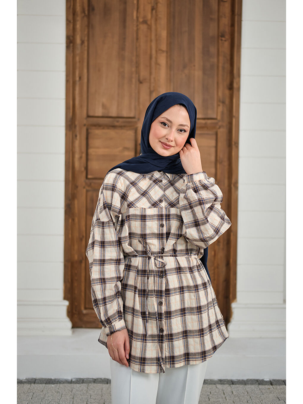 Kadın Ekose Desen Bel Bağlamalı Gömlek Siyah-3