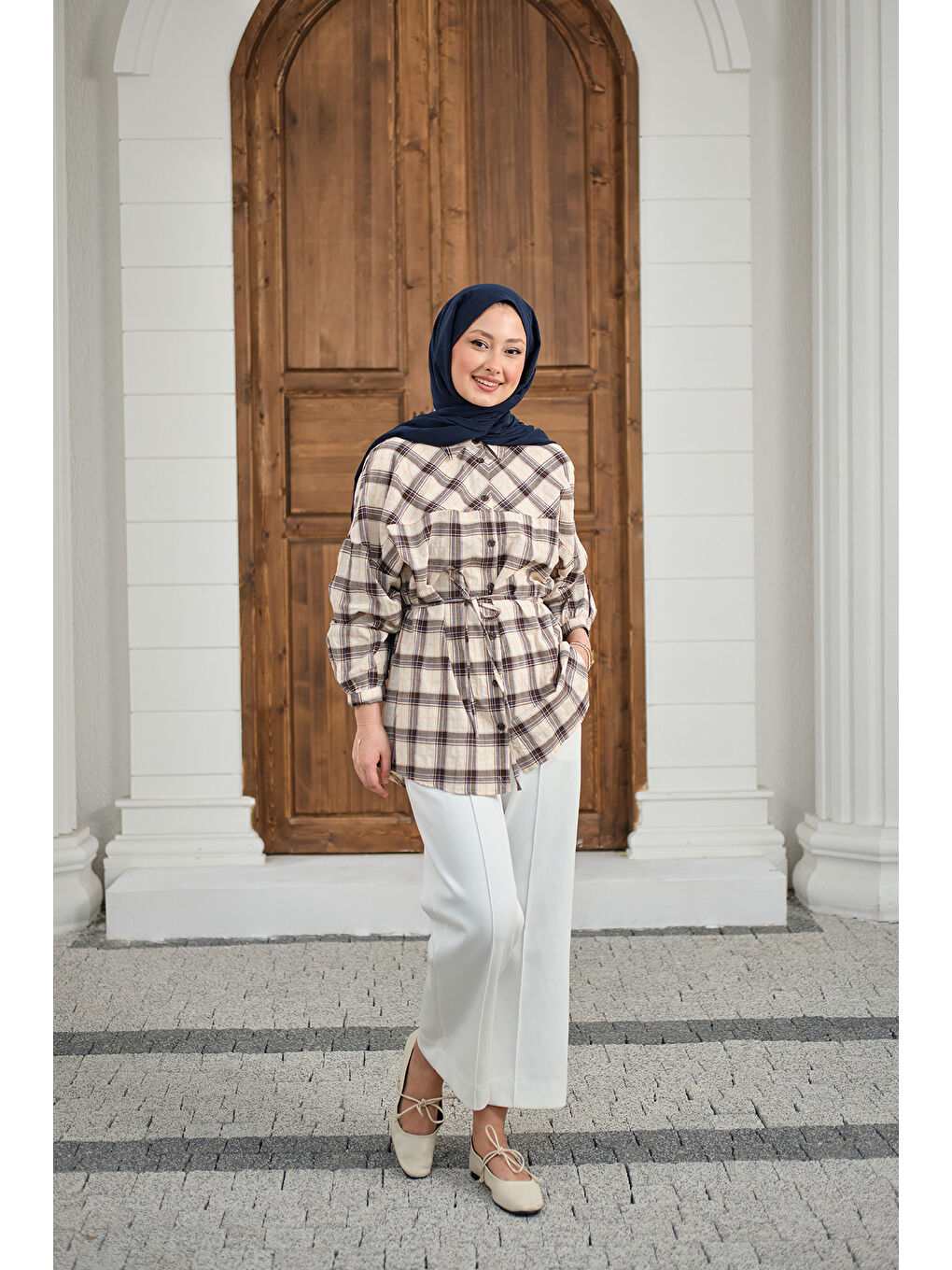 Kadın Ekose Desen Bel Bağlamalı Gömlek Siyah-4