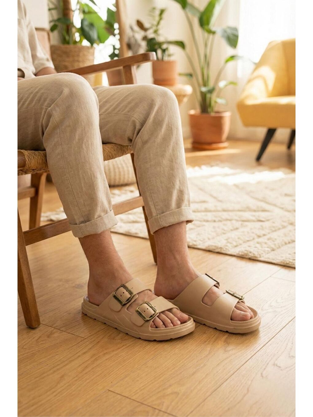 Bej Polley Erkek Çift Eskitme Tokalı Anatomik Tabanlı Günlük ve Plaj Terliği - Suya Dayanıklı Konfor Mod