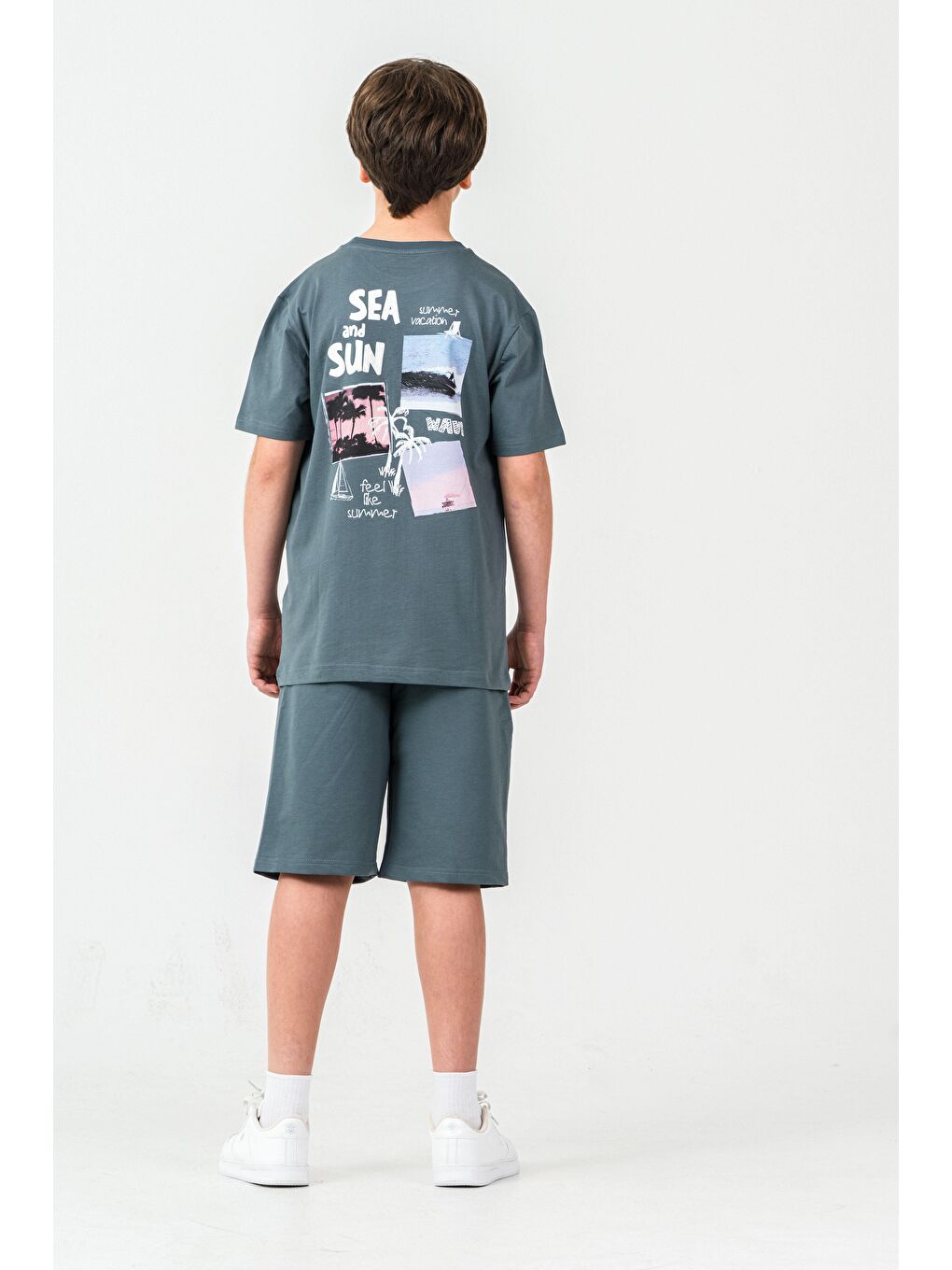 Gri Üst Ön Nakışlı Arka Baskılı Alt Sol Bacak Nakışlı Erkek Çocuk Şort - Tişört Takımı-3