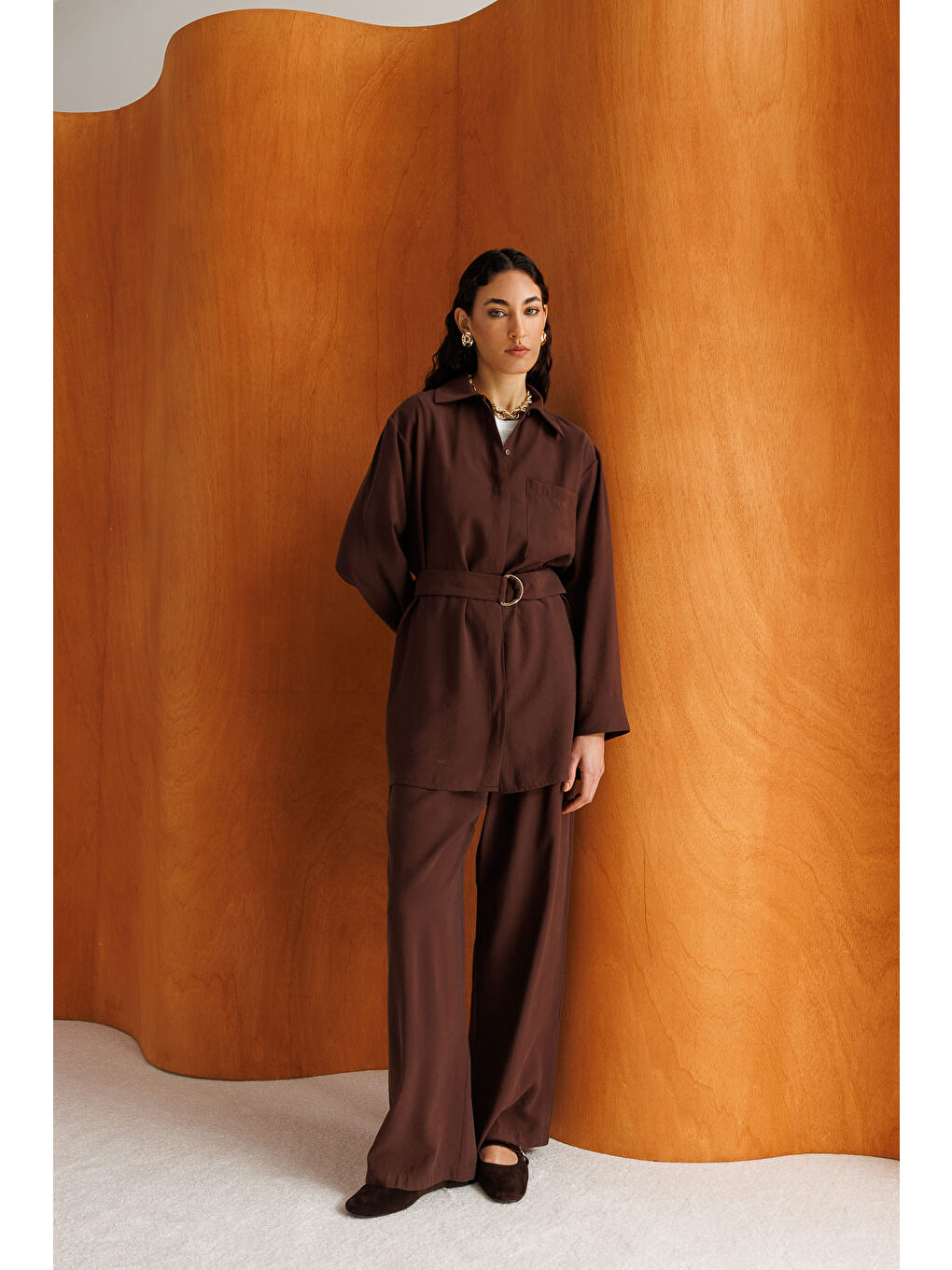 Kemer Detaylı Kahverengi Tunik-4