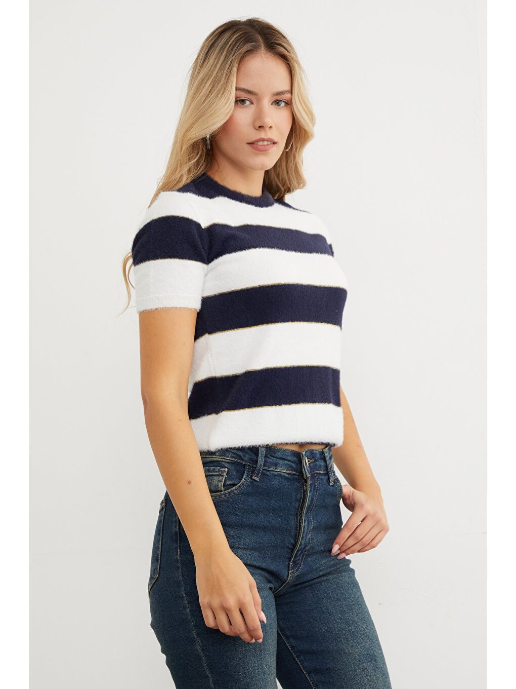 Lacivert Çizgili Sakallı Kazak-3