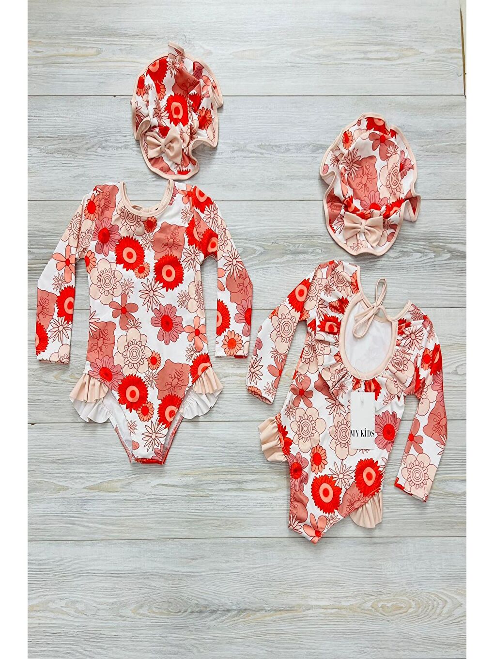 Turuncu Şapkalı Sırtı Fırfırlı İp Askılı Çiçekli Mayo