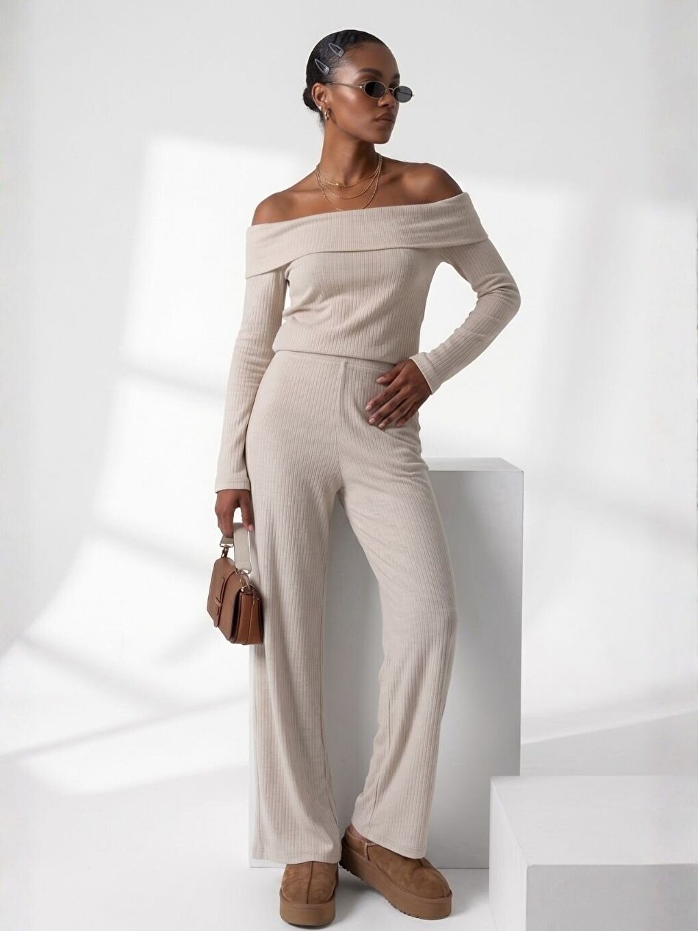 Kadın Bej Madonna Yaka Selanik Takım-1