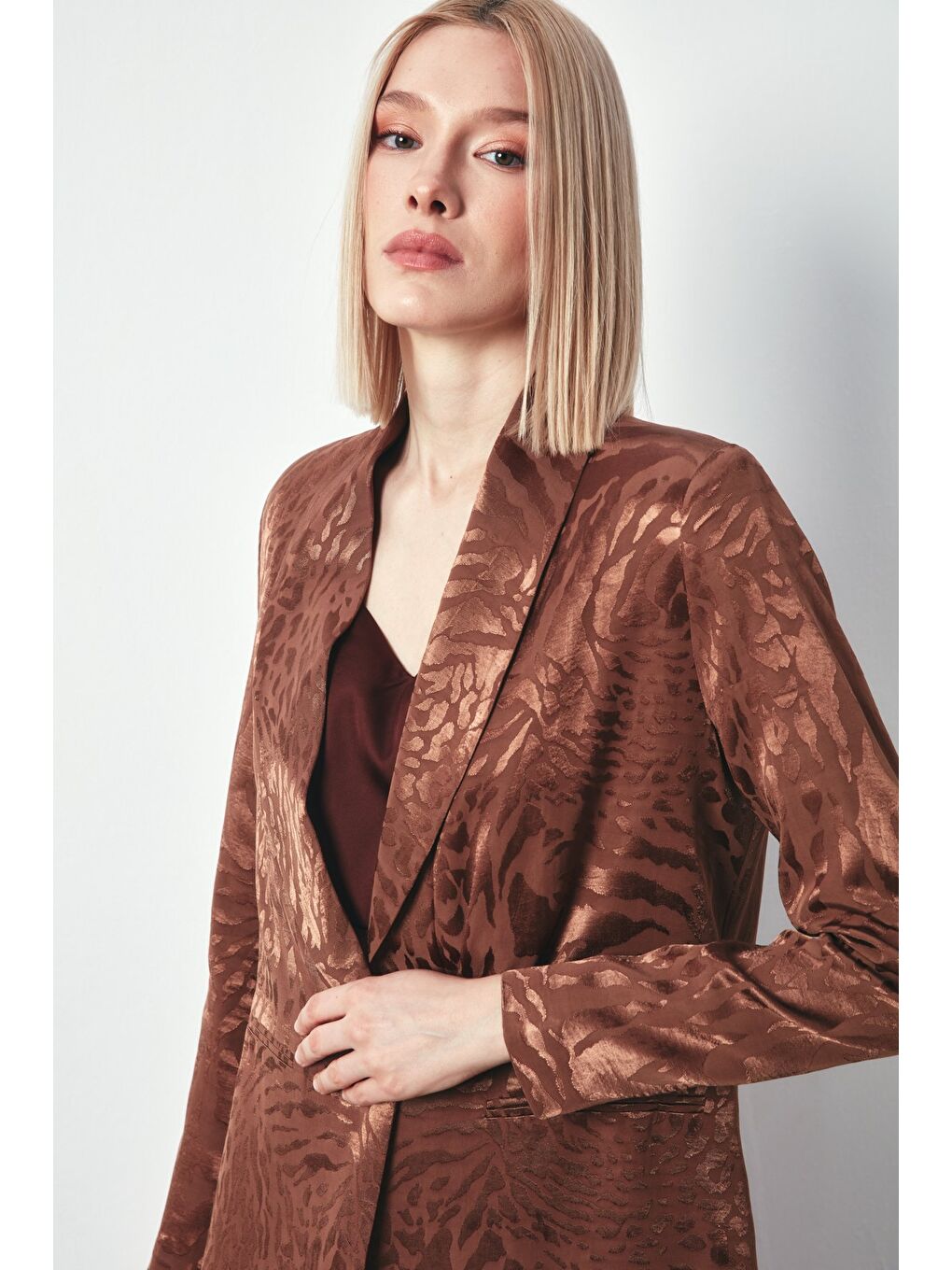 Kahverengi Şal Yaka Desenli Ceket - Kahve-2
