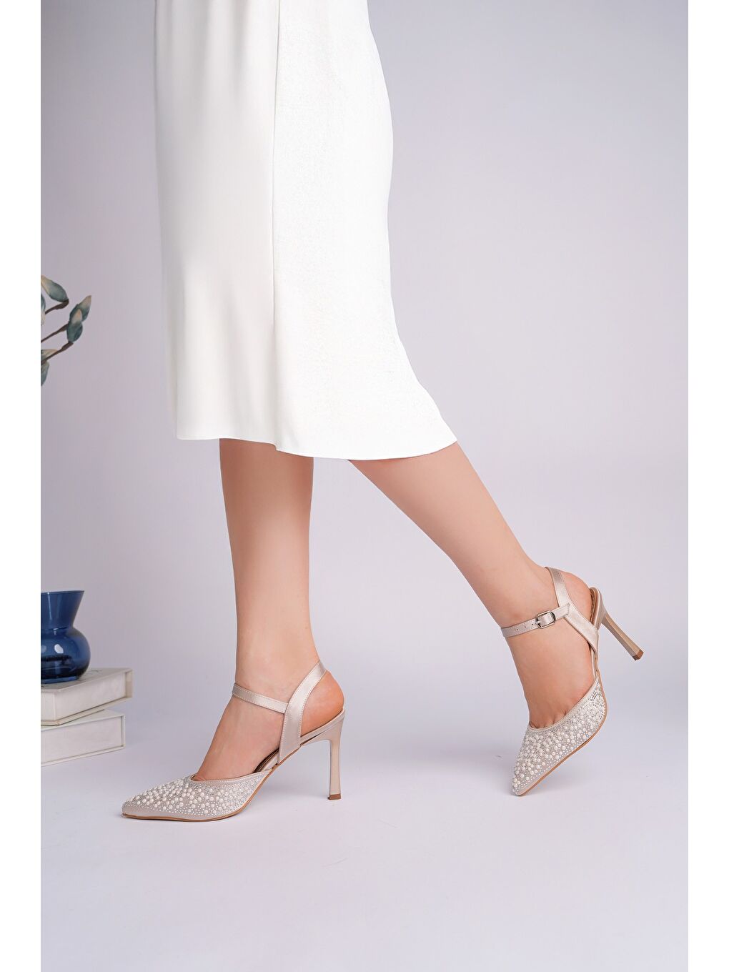 Bej CLUJ İnci Taş İşlemeli Sivri Burun Bilekten Bantlı Kadın Abiye Topuklu Ayakkabı-2