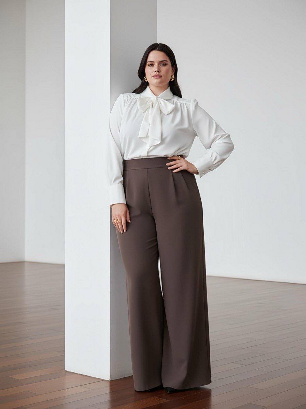 Beyaz Pile Detaylı ParisFular Yaka Gömlek-1