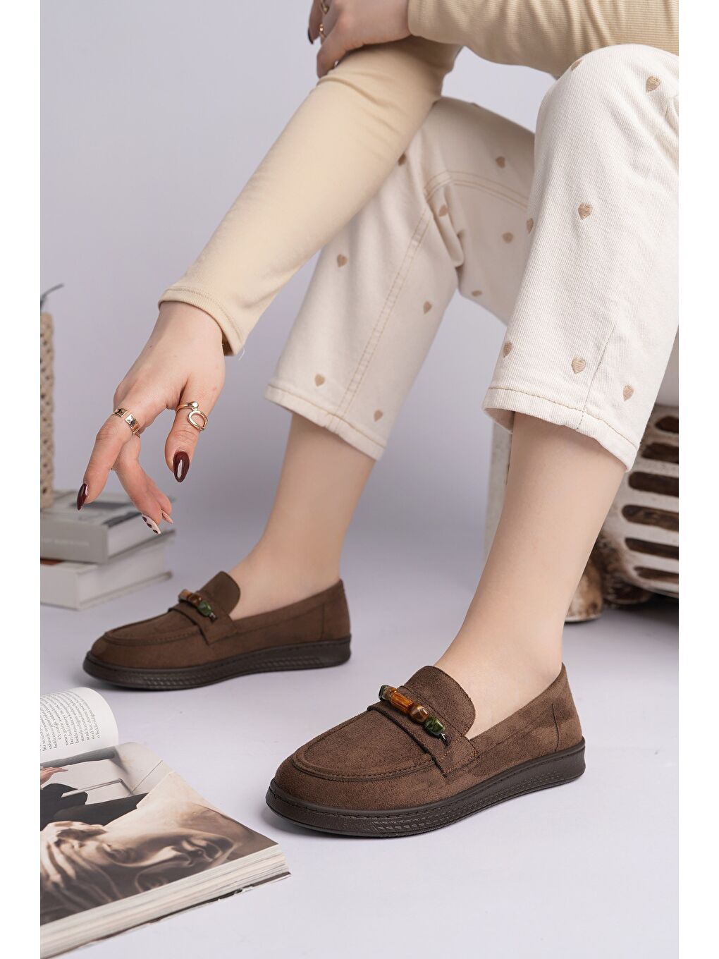 Kahverengi AUREVA Boncuk Detaylı Süet Kadın Günlük Loafer Ayakkabı-2