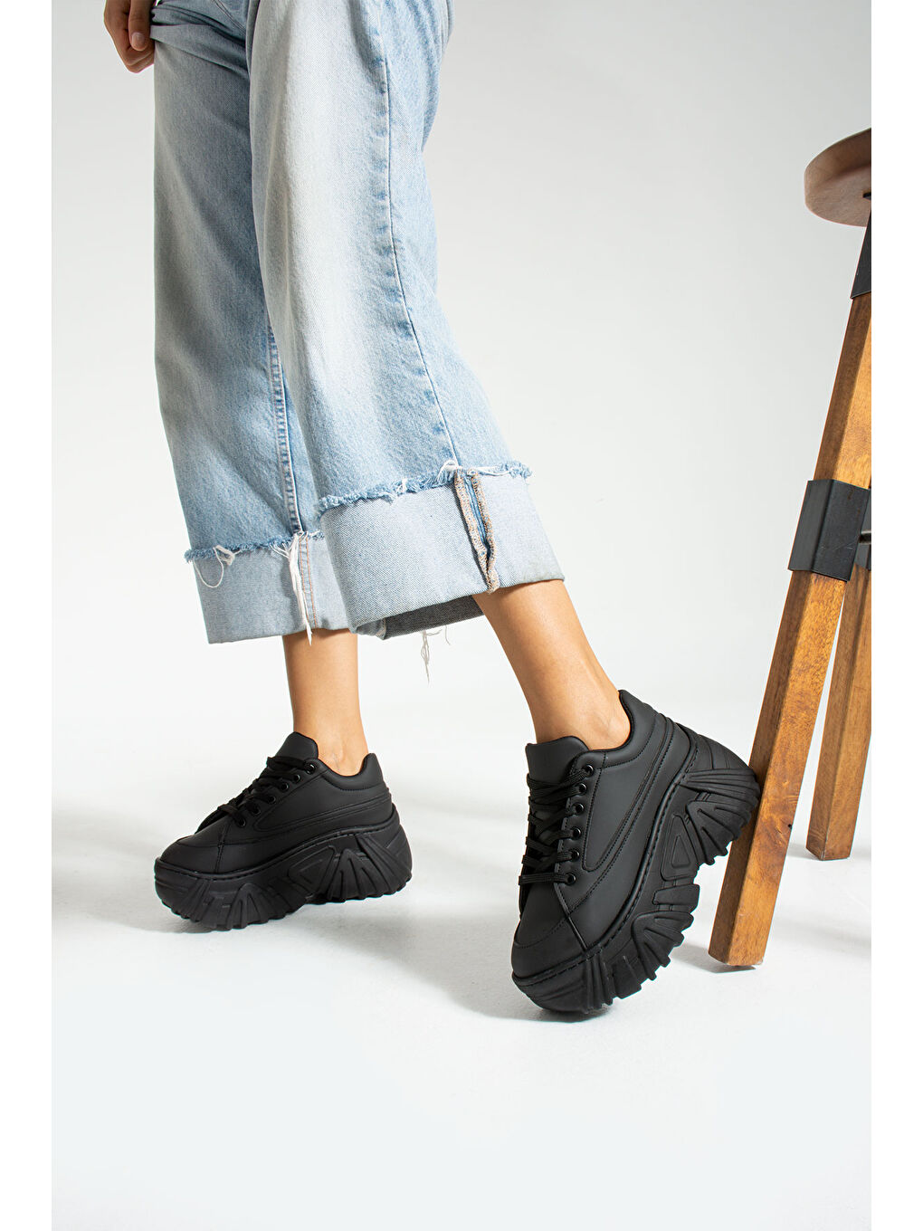Siyah KADIN YÜKSEK TABAN SNEAKERS-1