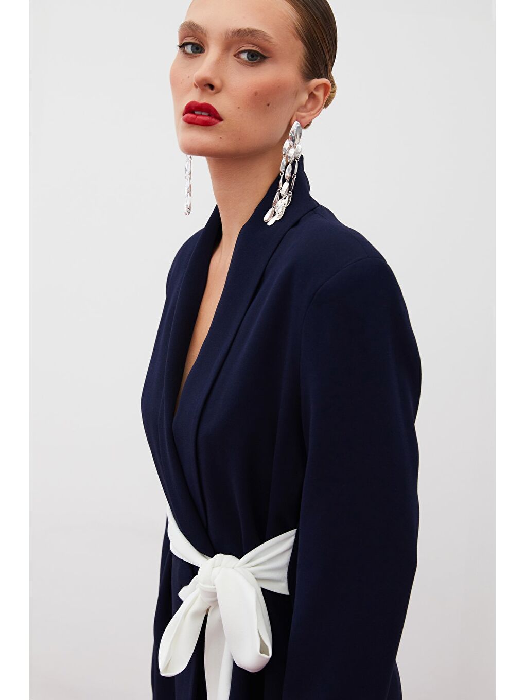 Beli Kuşaklı Uzun Ceket - Lacivert-2