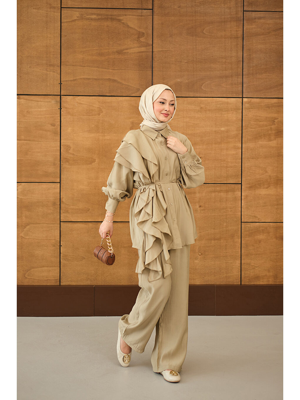 Ekru Kadın Dikiş Detay Volanlı Bel Bağlamalı Takım Krem-3