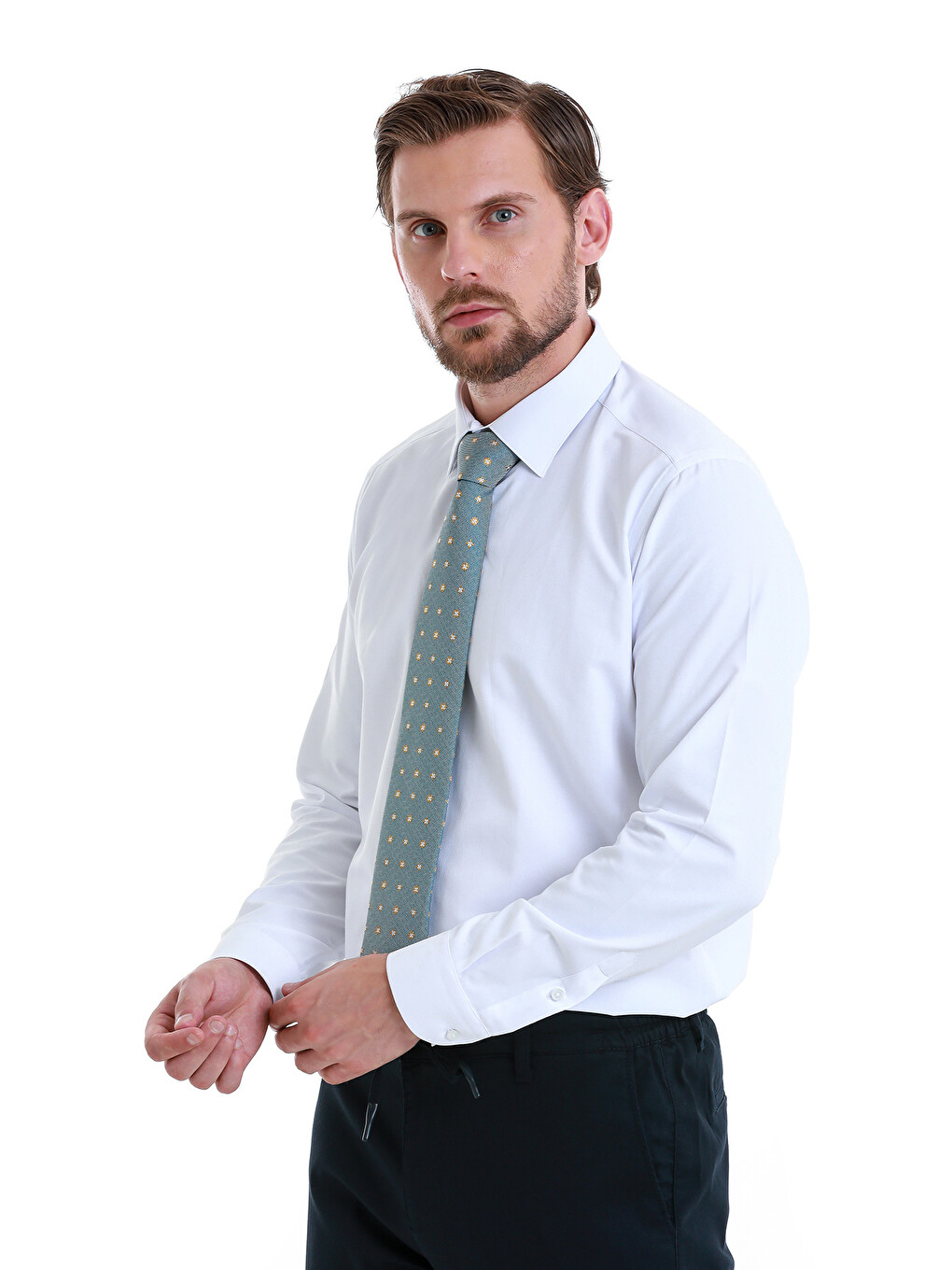 Beyaz Slim Fit Düz Slim Yaka Pamuklu Uzun Kollu Gömlek-3