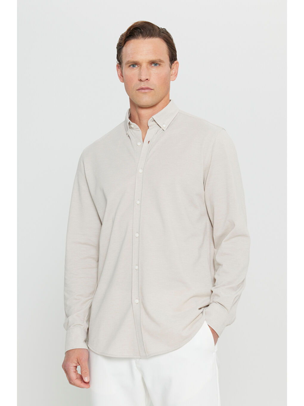 Erkek Bej 360 Her Yöne Esneyen Pamuklu Dar Kesim Düğmeli Yaka Örme Gömlek-2