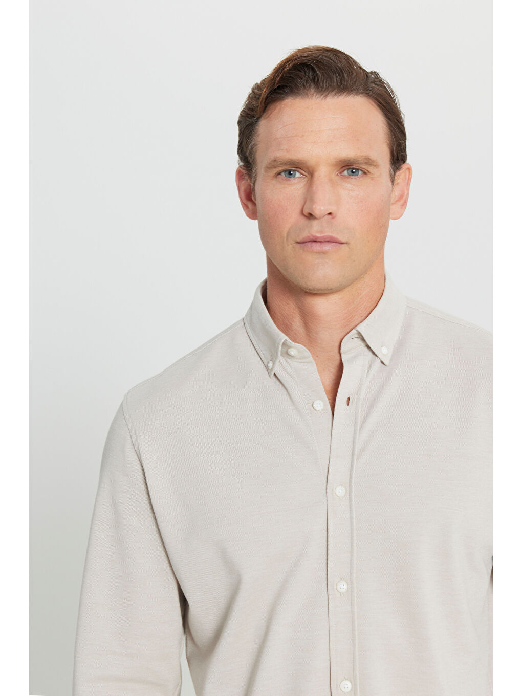 Erkek Bej 360 Her Yöne Esneyen Pamuklu Dar Kesim Düğmeli Yaka Örme Gömlek-4