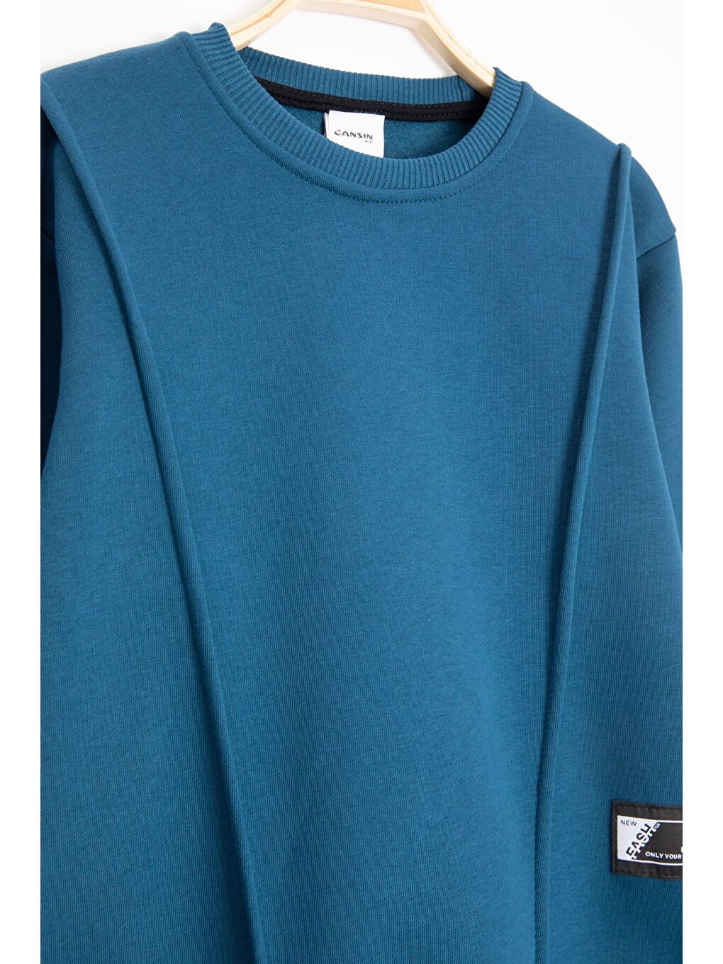 İndigo Erkek Çocuk Arma Detaylı Şardonlu Eşofman Takımı 23344-1