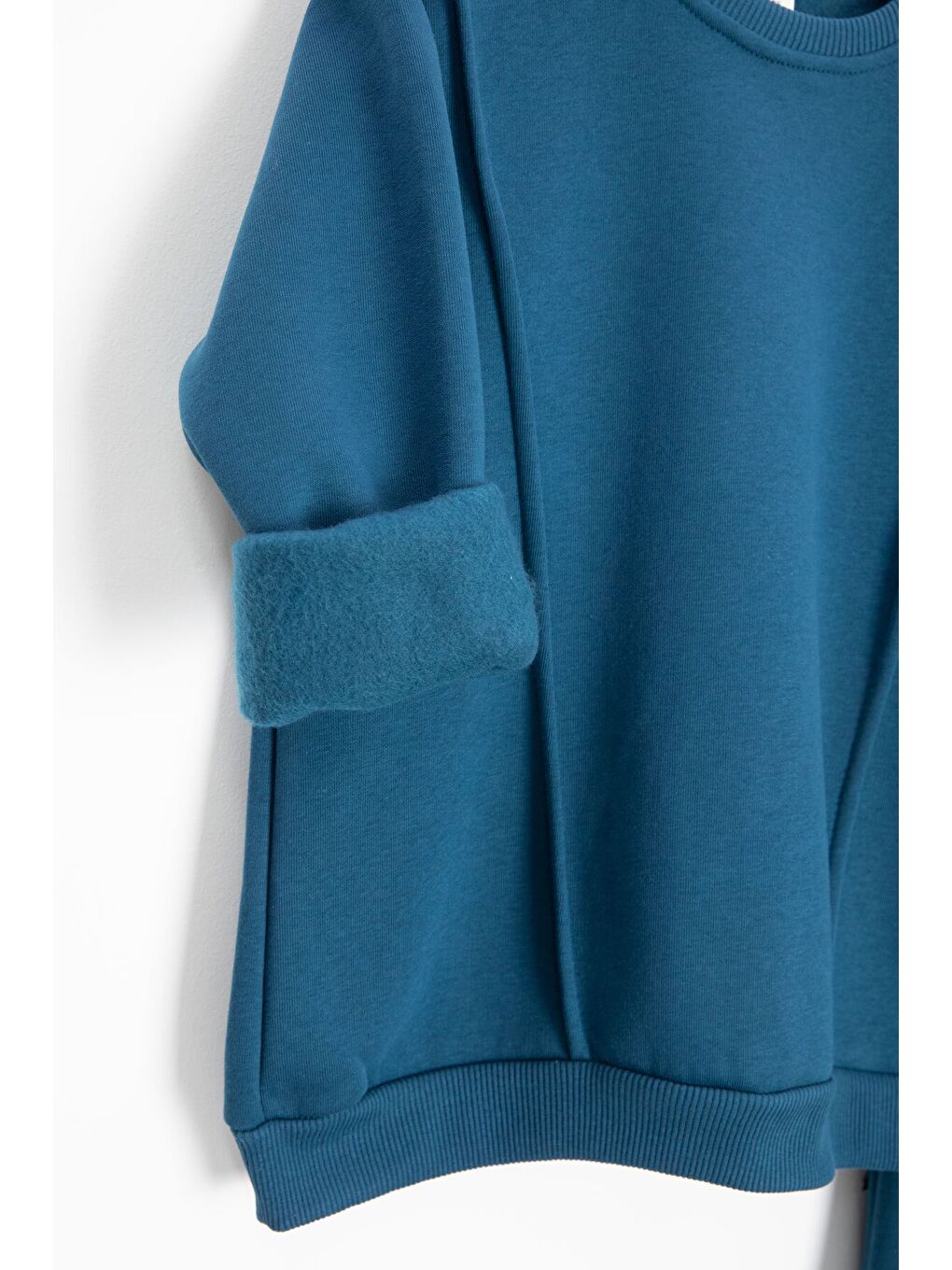 İndigo Erkek Çocuk Arma Detaylı Şardonlu Eşofman Takımı 23344-2