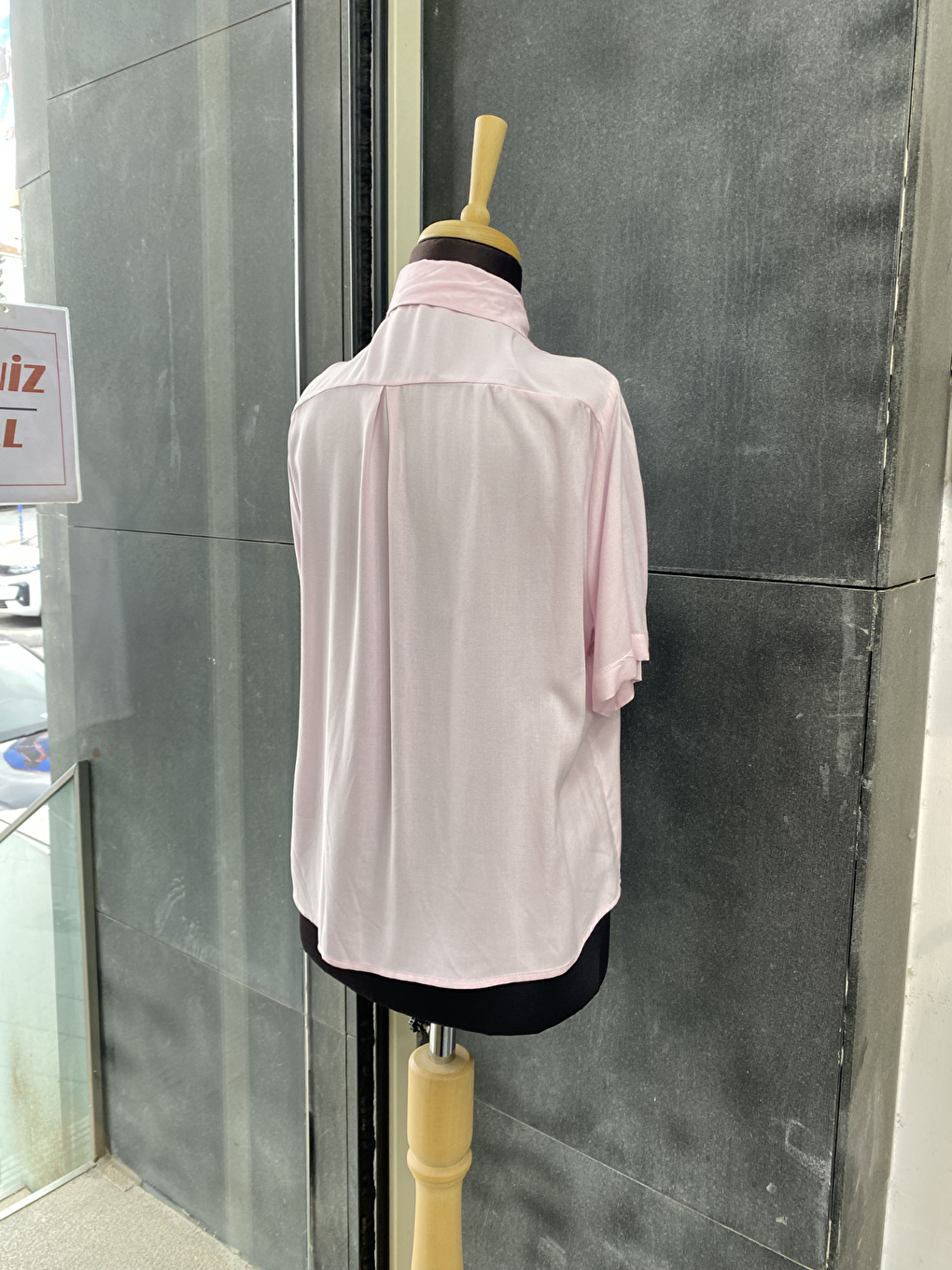 Pembe Kısa Kollu Salaş Viskon Gömlek-2