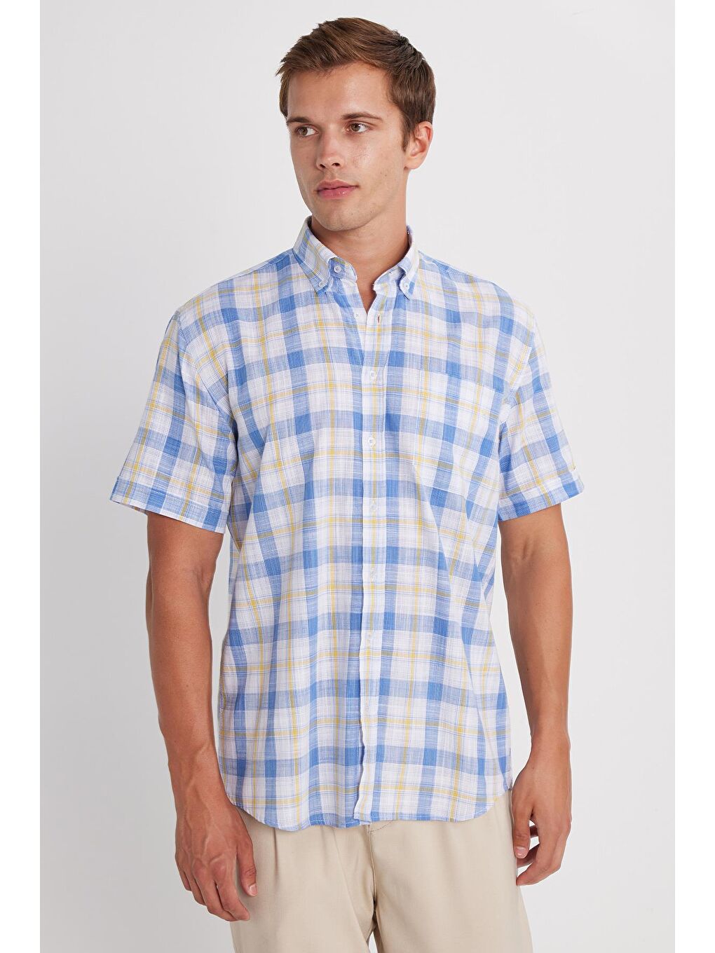 Karışık Erkek Regular Fit Klasik Kesim %100 Pamuk Keten Doku Cepli Kareli Kısa Kollu Düğmeli Yaka Gömlek-3