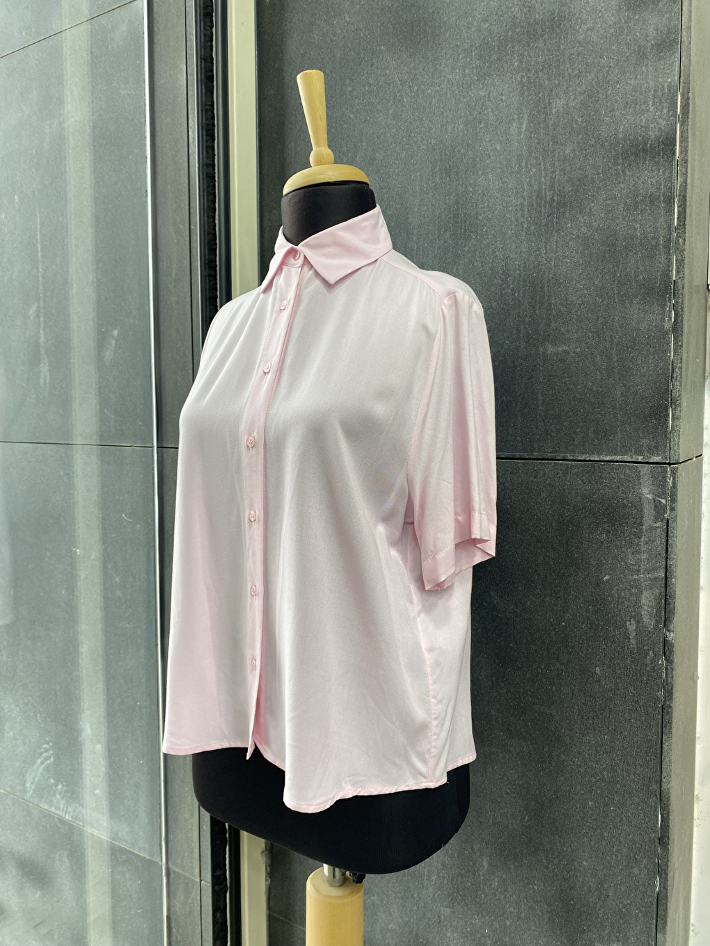 Pembe Kısa Kollu Salaş Viskon Gömlek-4