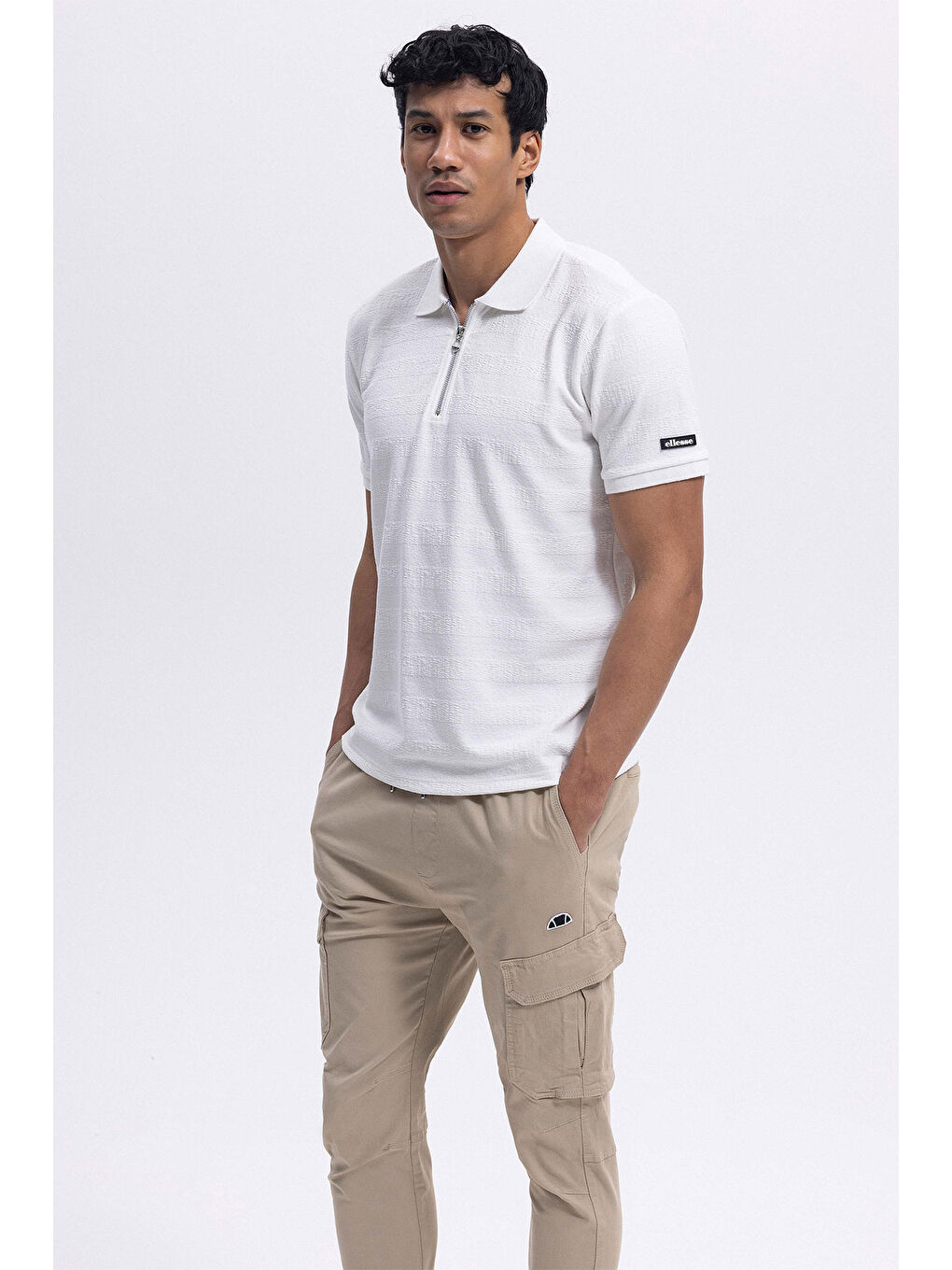 Beyaz Pamuk Karışımlı Regular Fit Yarım Fermuarlı Polo Yaka T Shirt EM493-OF-1