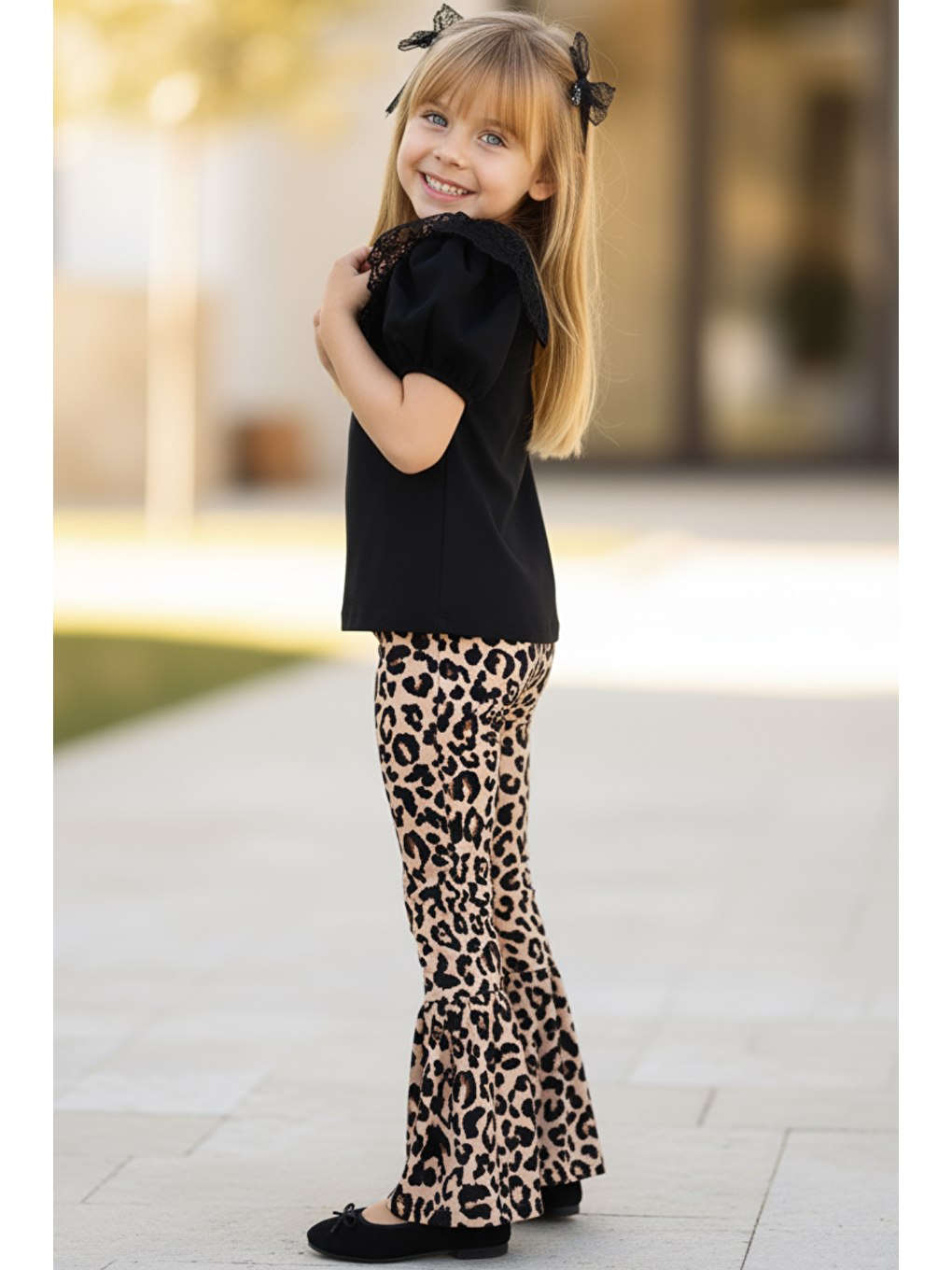 Kız Çocuk Dantel Detaylı Kısa Kollu Siyah Bluz İspanyol Tayt Pantolon Toka Alt Üst Takım-1
