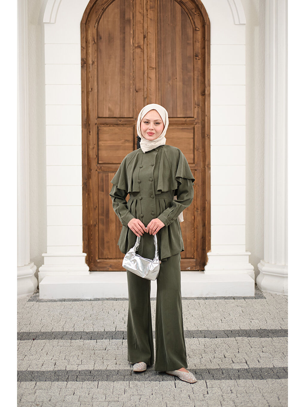 Kadın Düğme Detay Pelerinli Pantolonlu Takım Yeşil-2